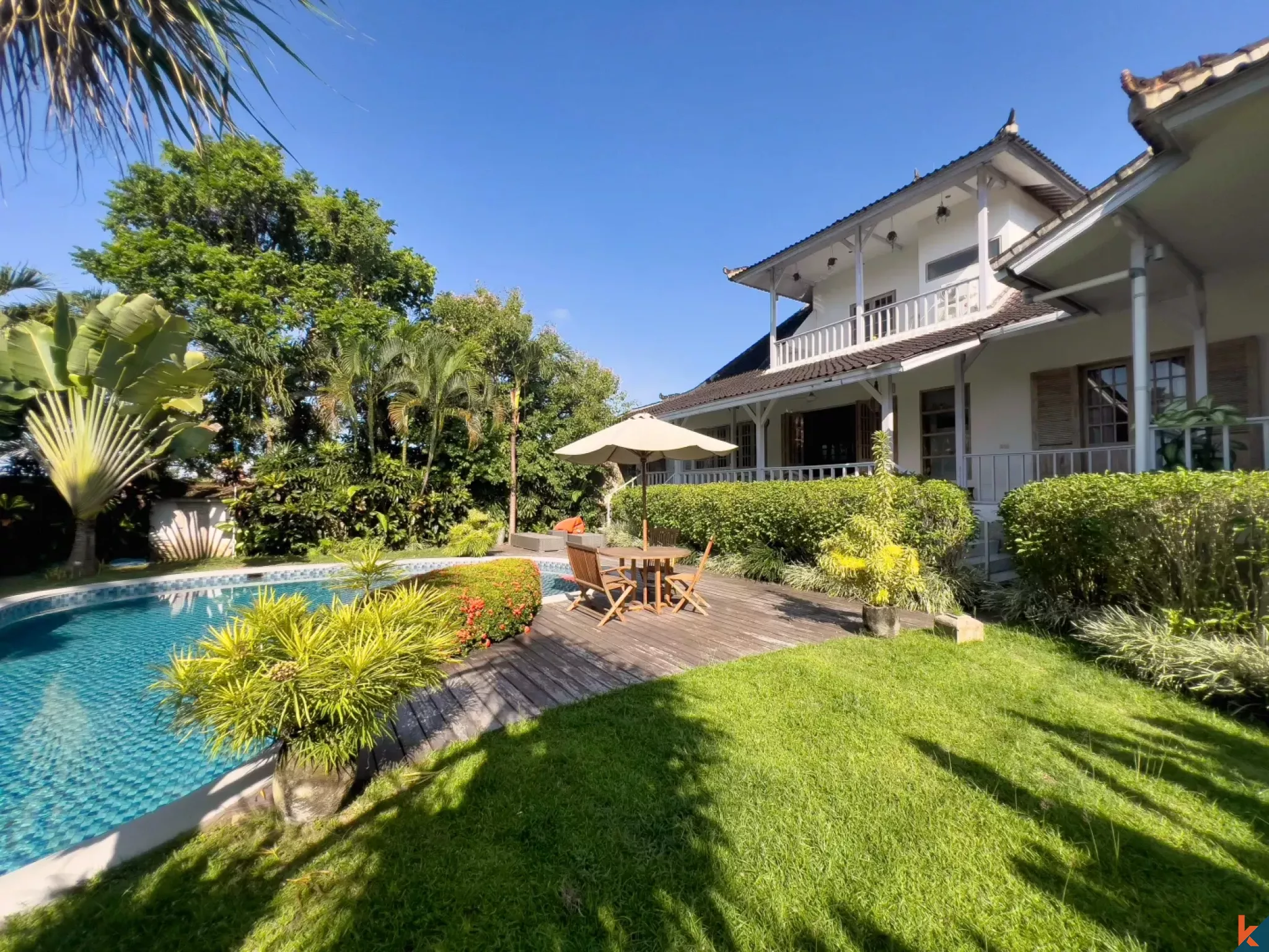 Perumahan sewa keluarga tiga kamar tidur yang menawan di daerah Babakan