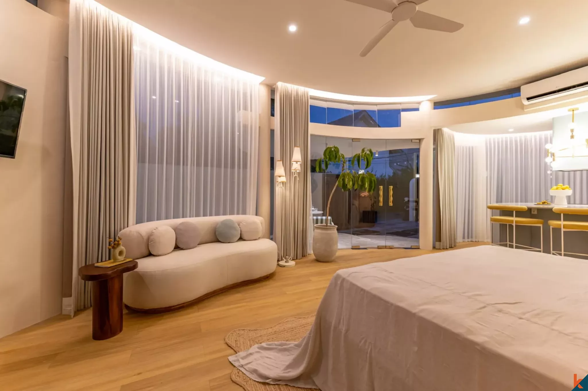 Unique one bedroom futuristic property leasehold in Umalas