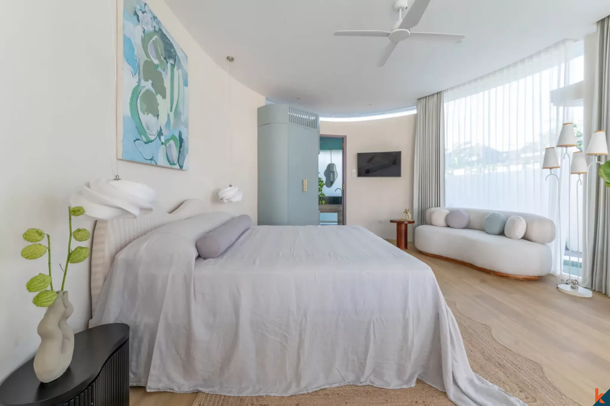 Unique one bedroom futuristic property leasehold in Umalas