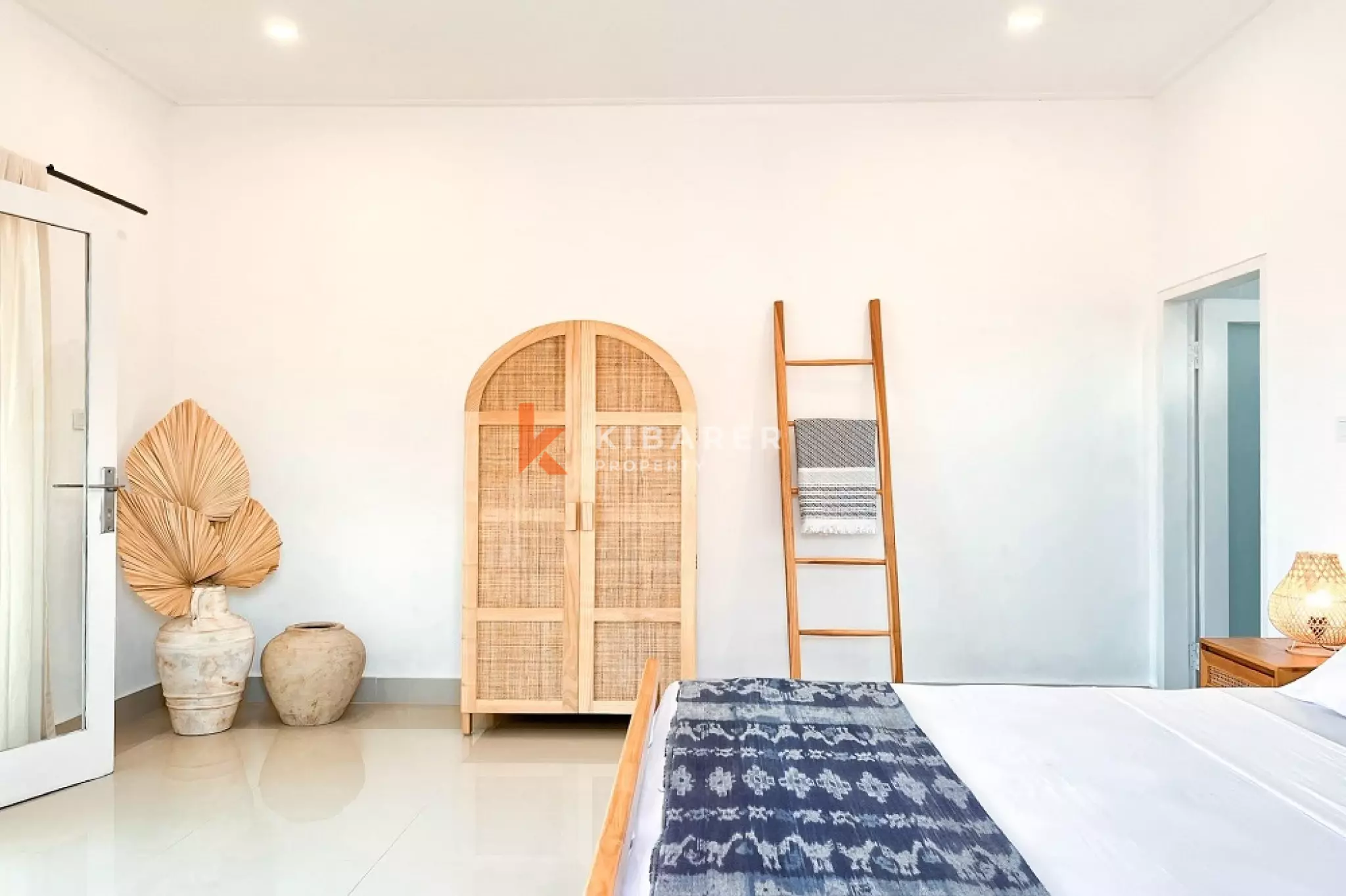 Over Lease Minimalist Two-Bedrooms Villa with Generous Garden