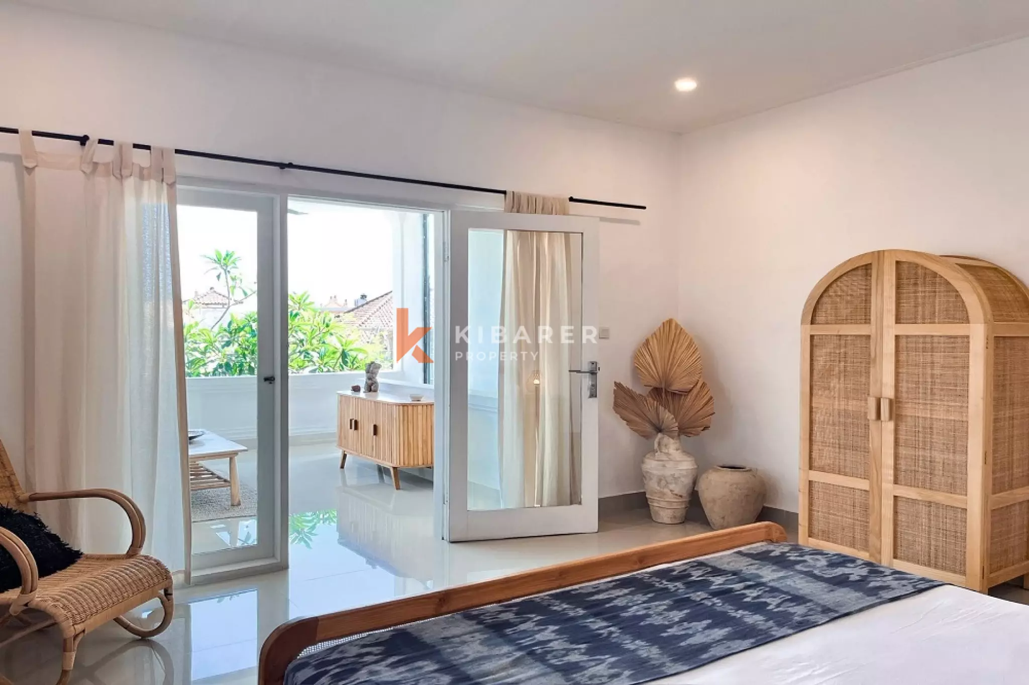 Over Lease Minimalist Two-Bedrooms Villa with Generous Garden