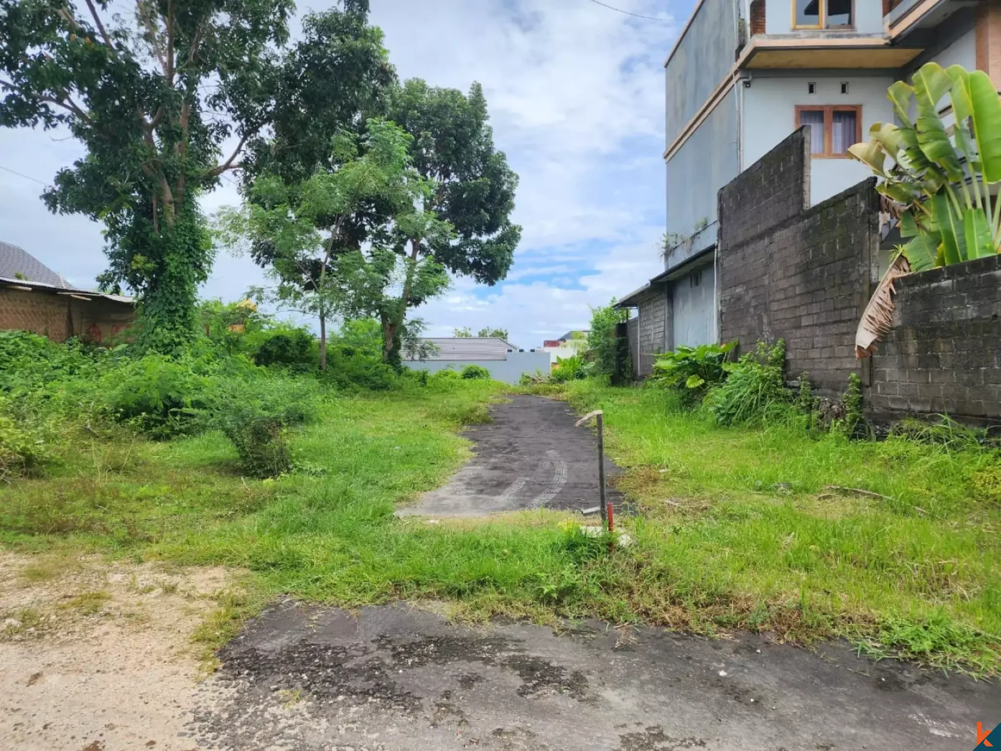 Terrain de premier choix en pleine propriété de quatre Ares carrés à Ungasan