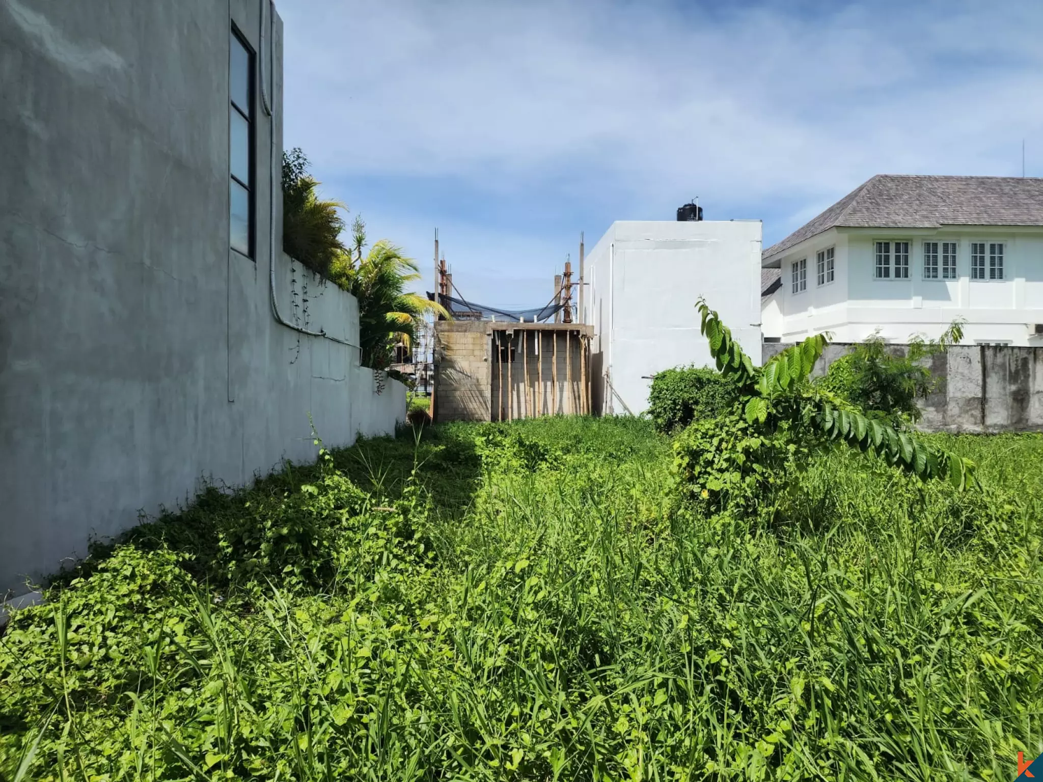 Investissement locatif solide avec option de prolongation près de la plage à Seseh