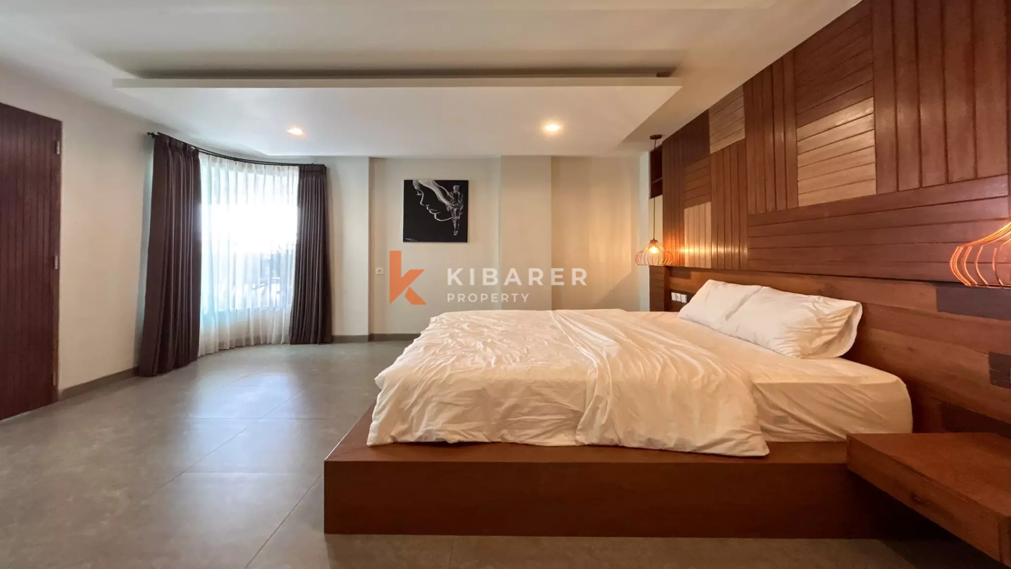 Superbe villa de quatre chambres avec piscine sur le toit et vue panoramique à Uluwatu