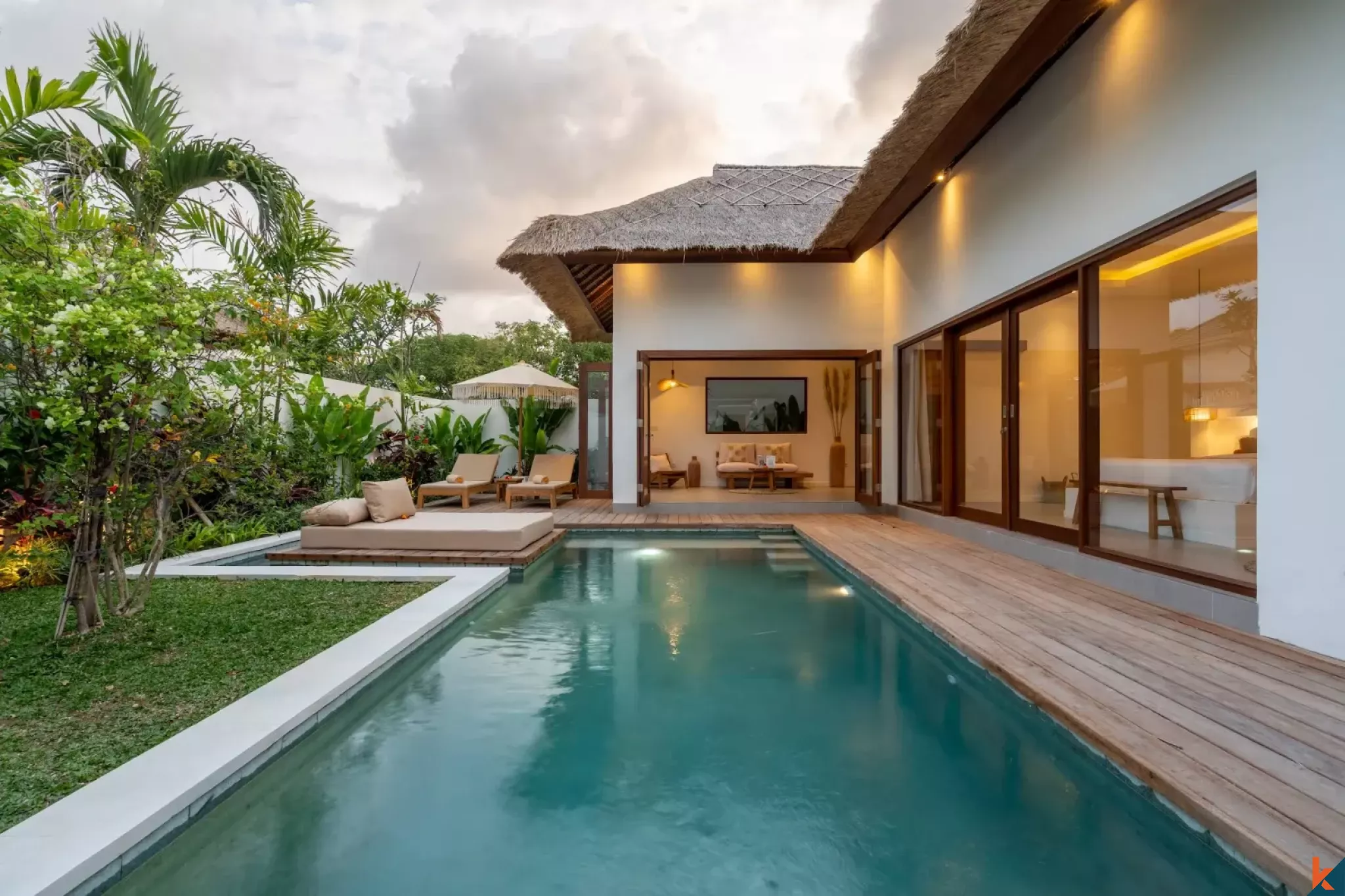 Tropical One Bedroom Leasehold Villa Near Nyanyi Beach