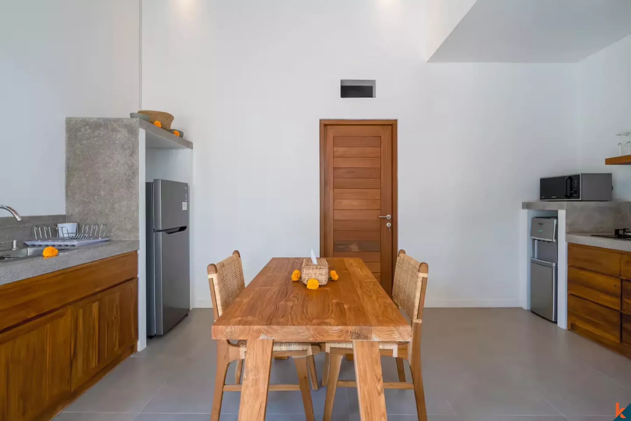 Tropical One Bedroom Leasehold Villa Near Nyanyi Beach