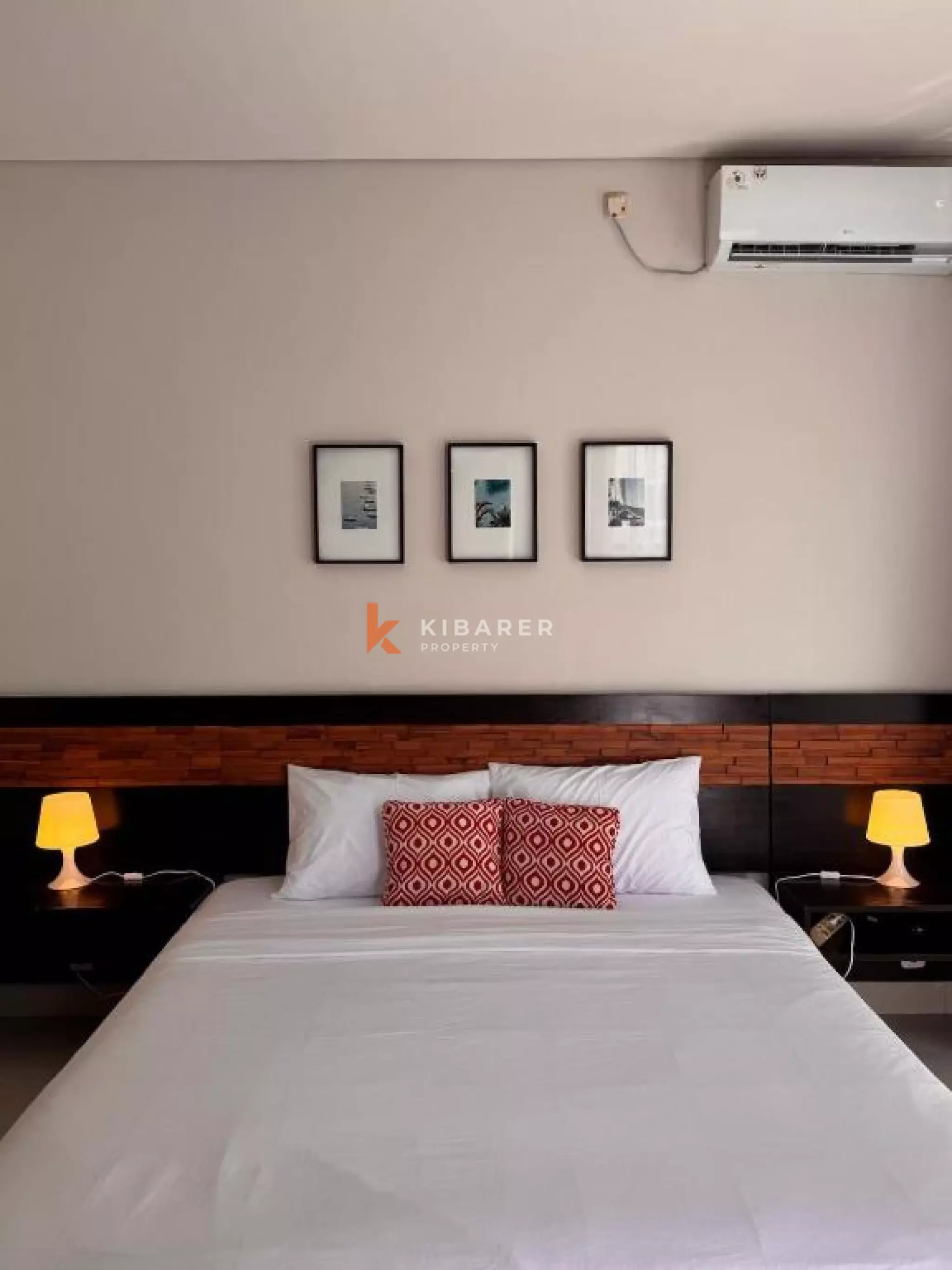 Lovely Two-Bedroom Villa with Enclosed Living in Umalas