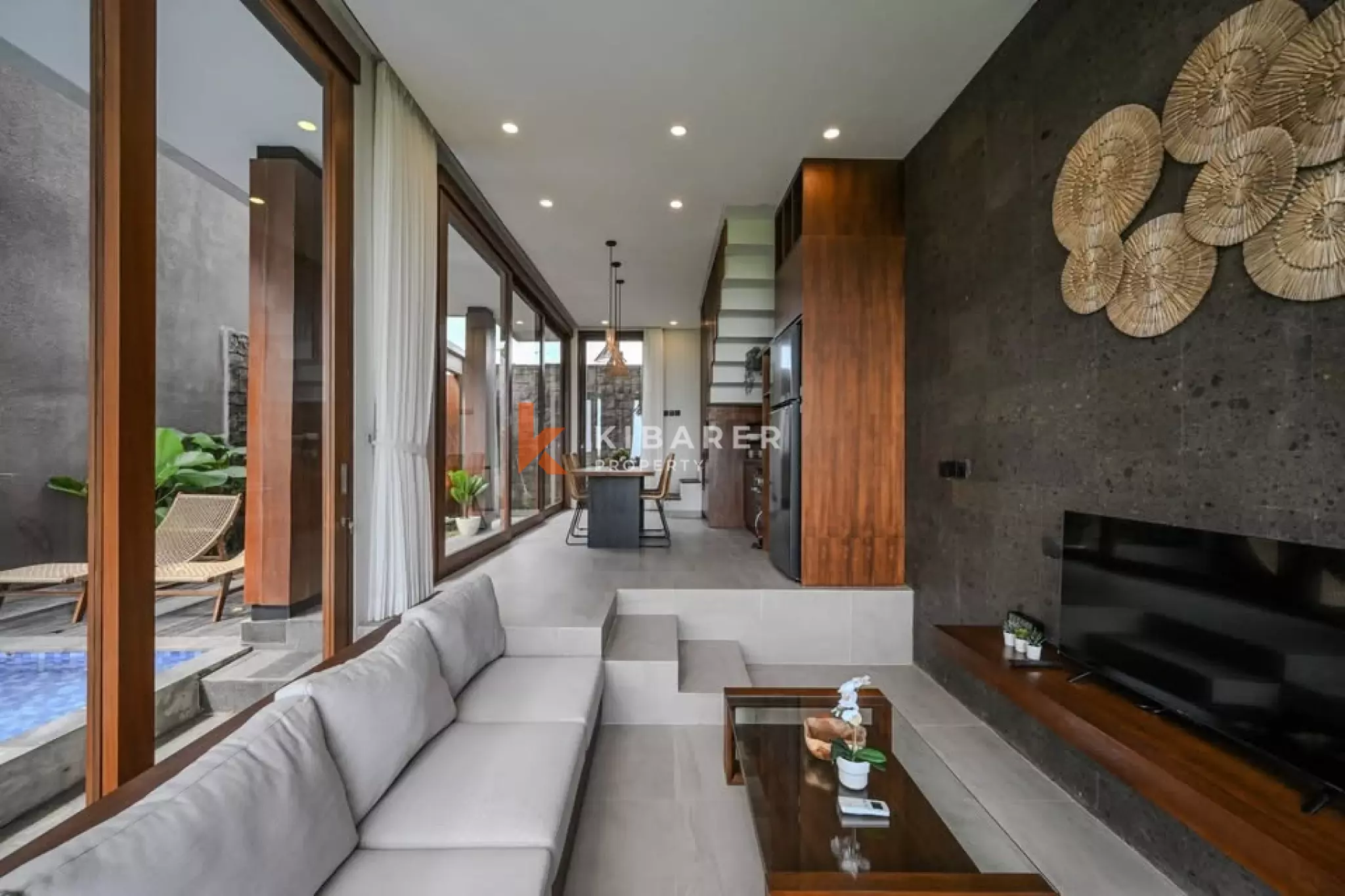 Modern Beachside Two Bedroom Villa with Private Pool and Paddy Views Kedungu