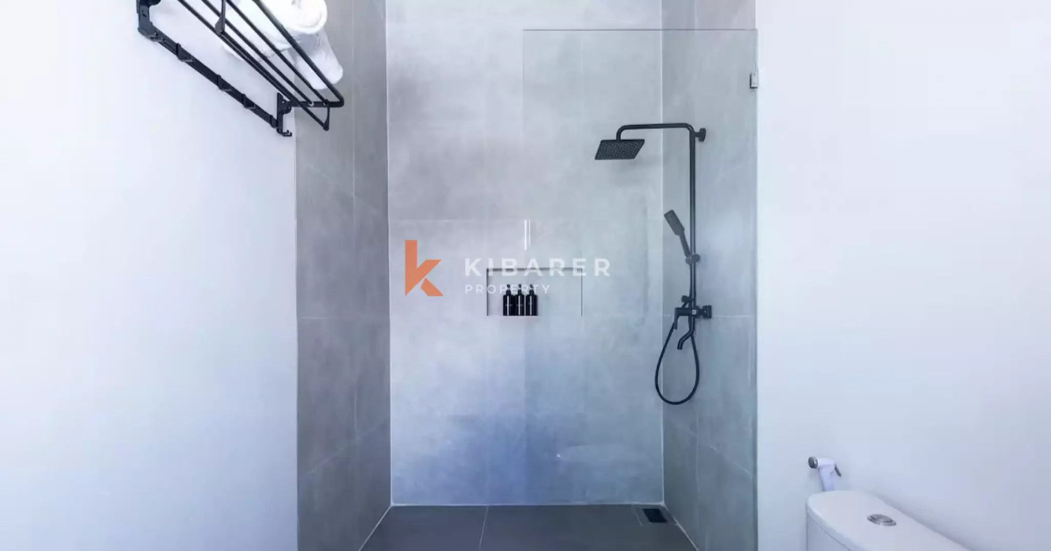 Brand New Mediterranean Three-Bedroom Villal in Ungasan (FREE SCOOTER RENTAL INCLUDED)