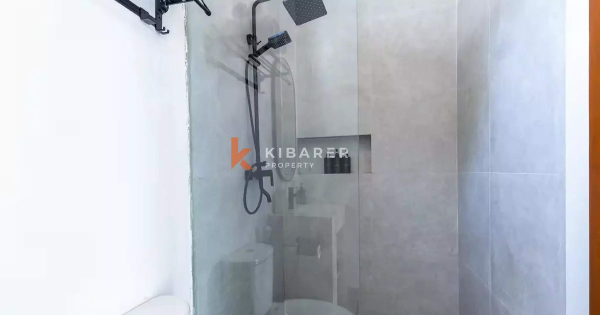 Brand New Mediterranean Three-Bedroom Villal in Ungasan (FREE SCOOTER RENTAL INCLUDED)