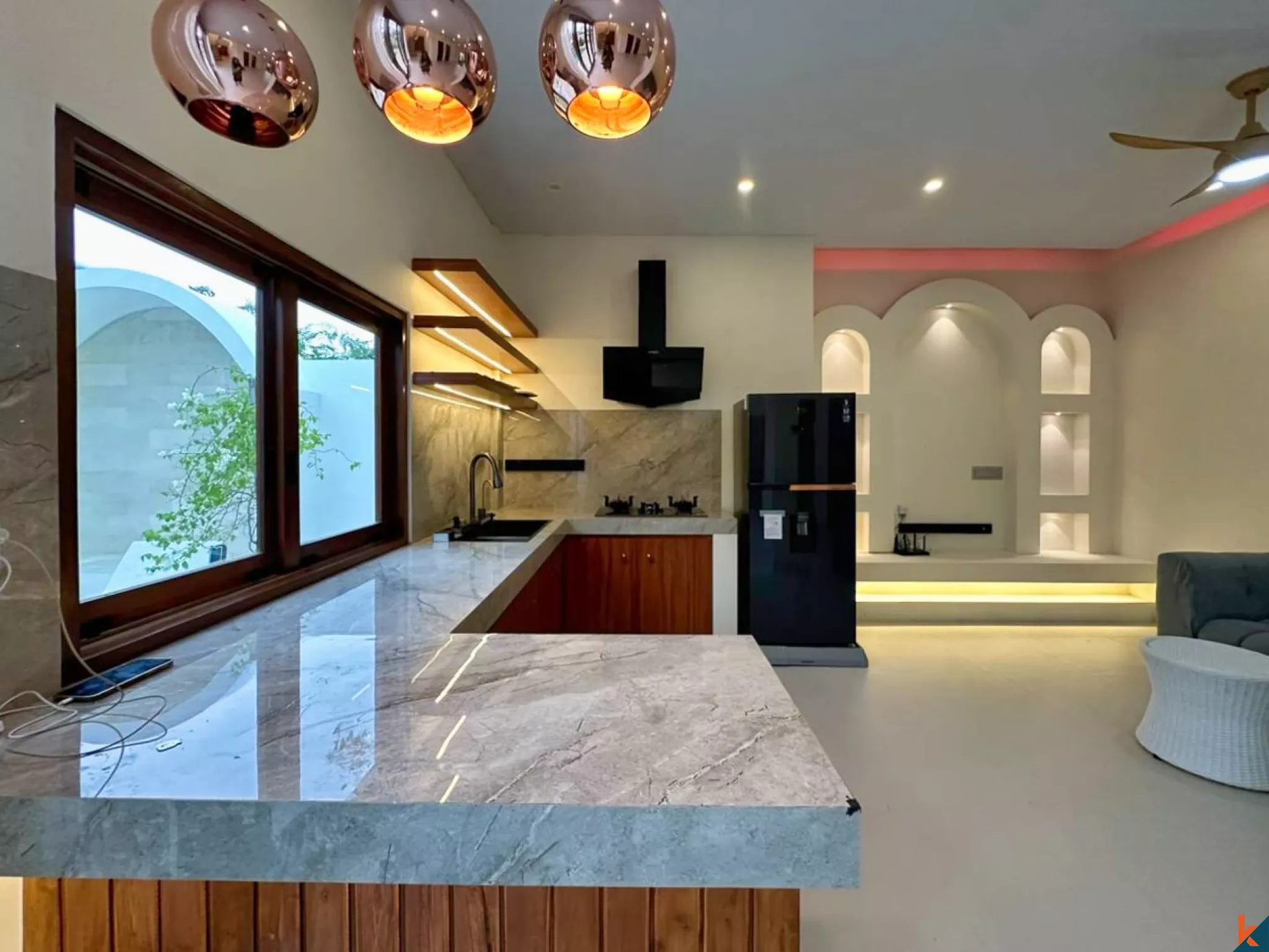 Villa modern hak milik dengan smart system untuk dijual di Jimbaran