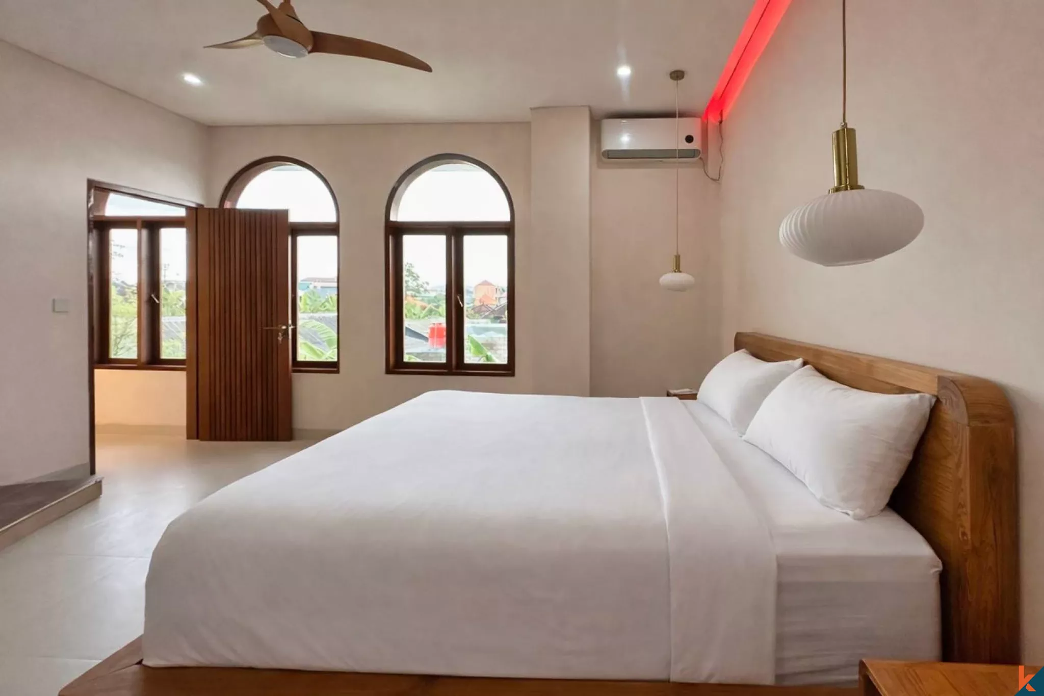 Villa modern hak milik dengan smart system untuk dijual di Jimbaran