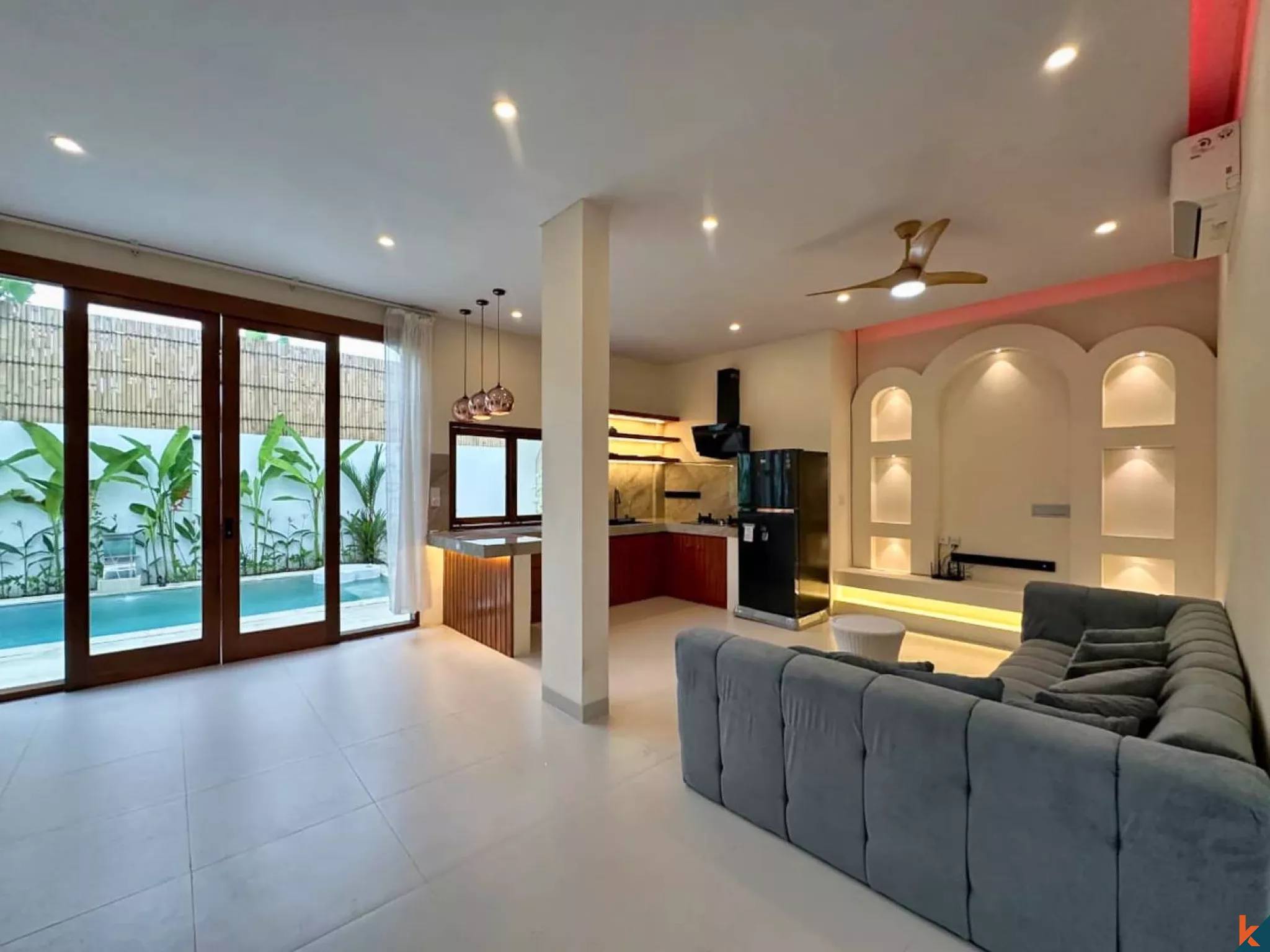 Villa modern hak milik dengan smart system untuk dijual di Jimbaran