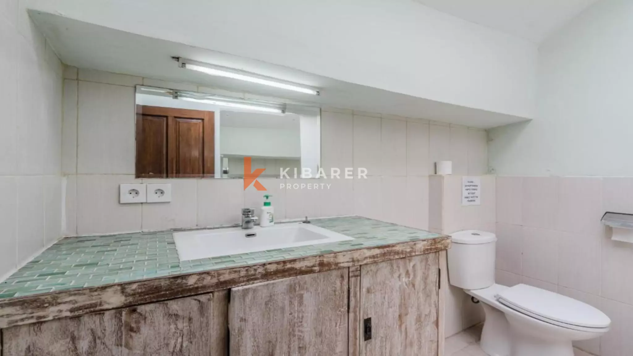 Spacious Four-Bedroom Private Villa with Pool in Seminyak