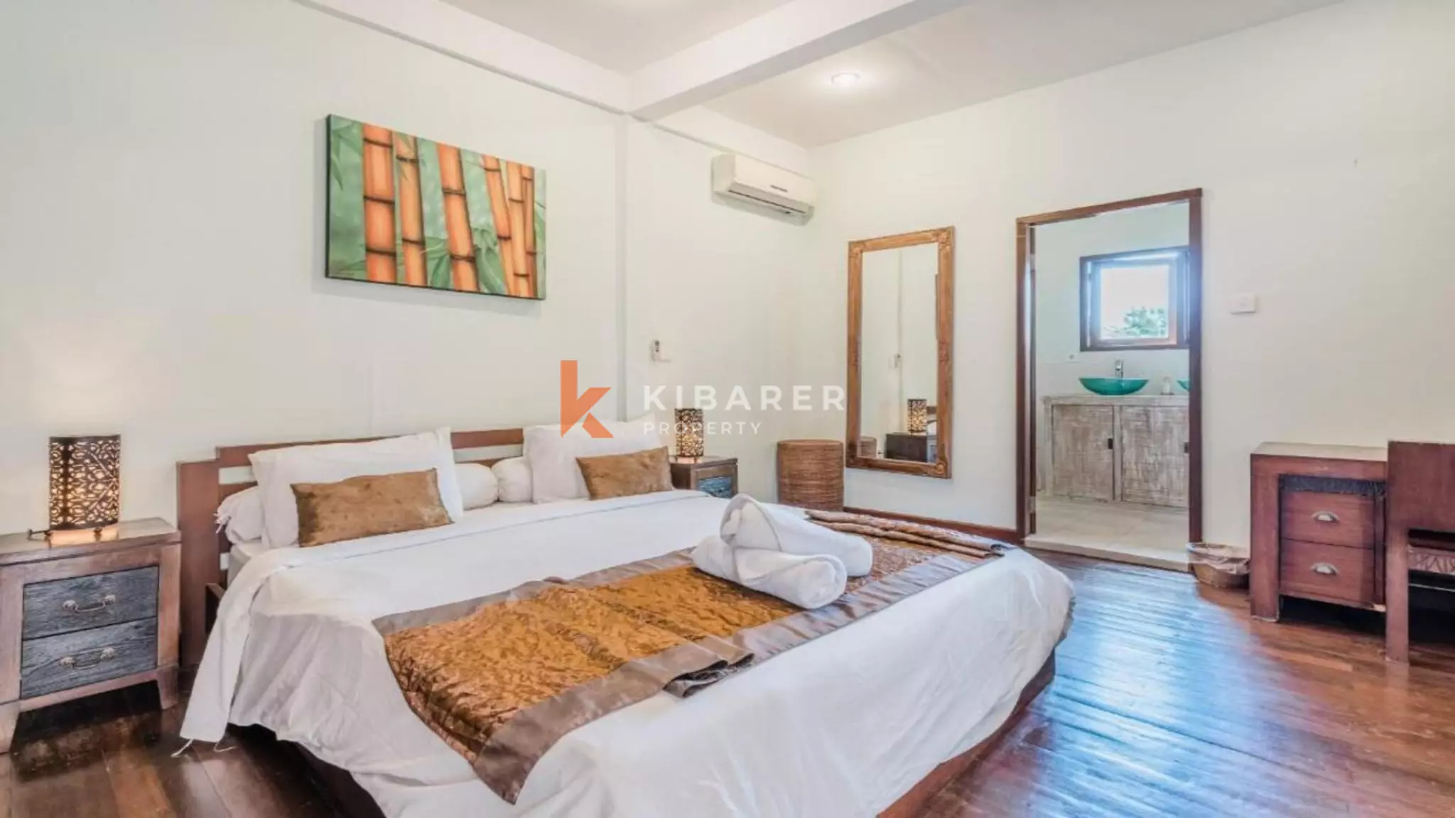 Spacious Four-Bedroom Private Villa with Pool in Seminyak