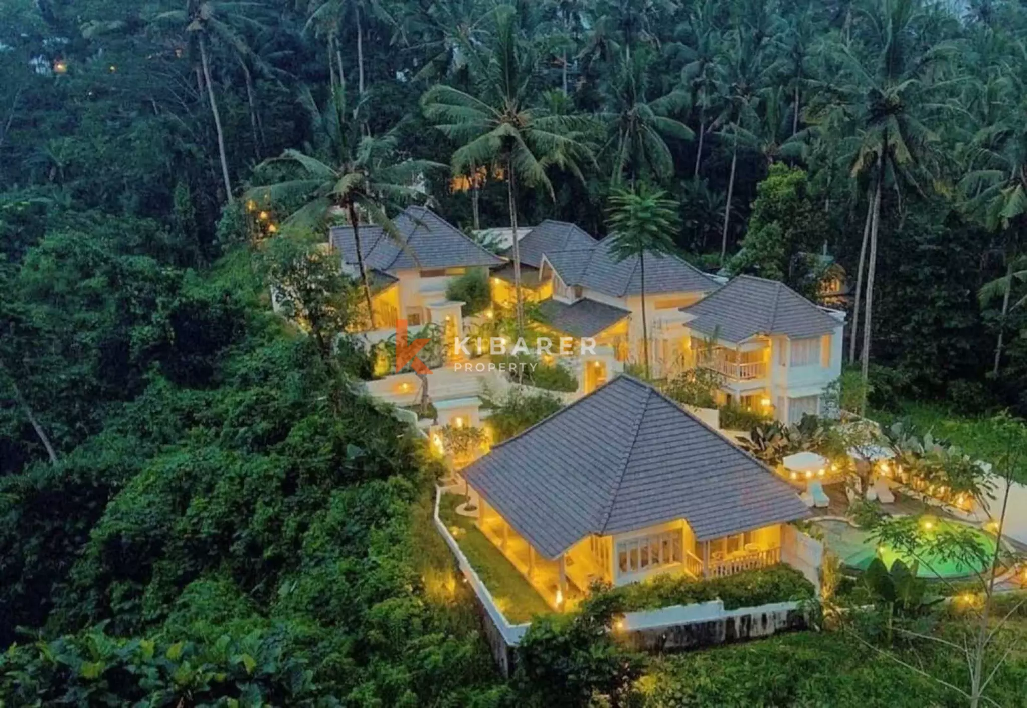 A Hidden Sanctuary - Three Bedroom Infinity Pool Villa in Lush Ubud