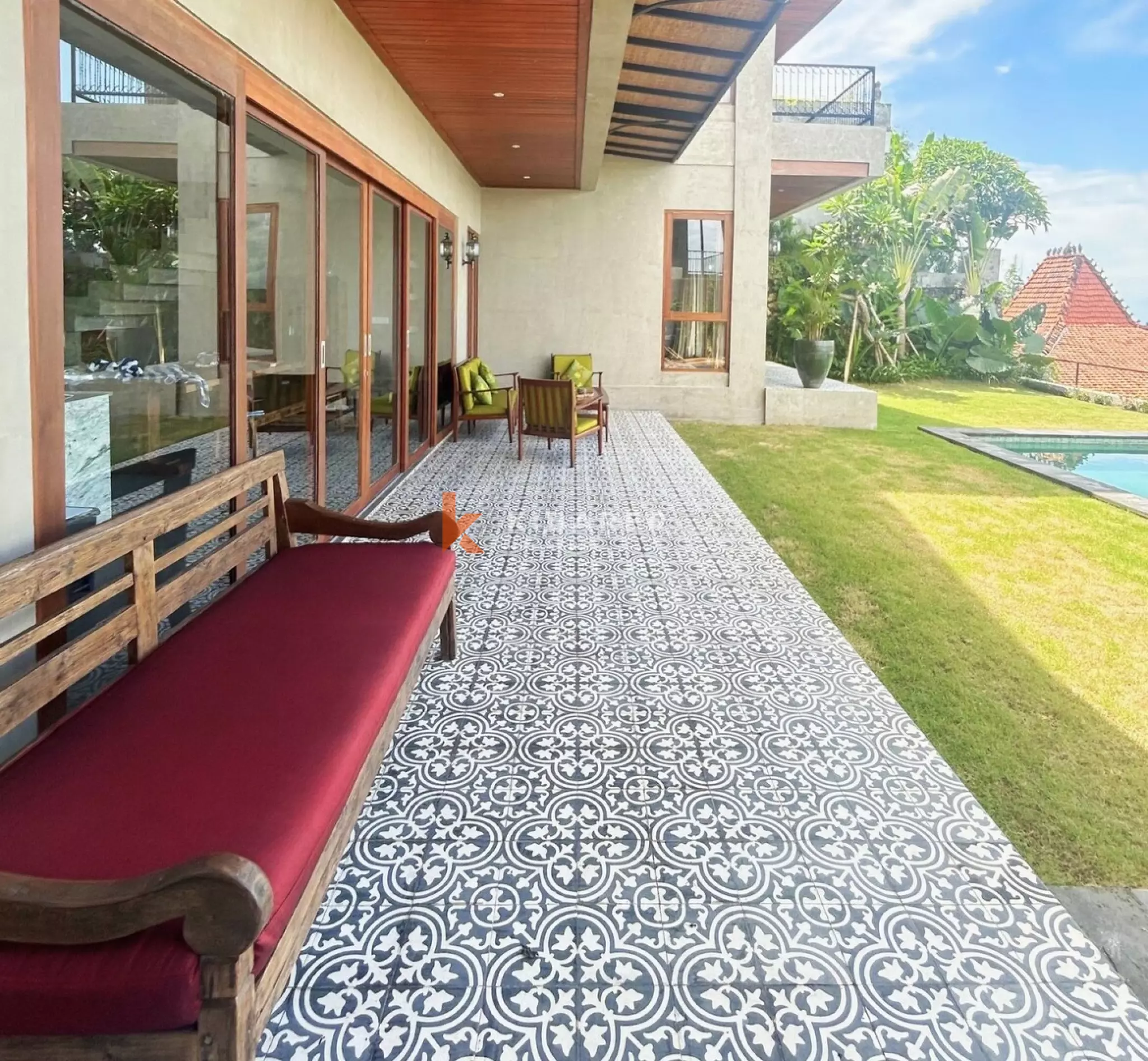 Vila Premium Tiga Kamar Tidur dengan Pemandangan Laut dan Taman Pribadi di Uluwatu