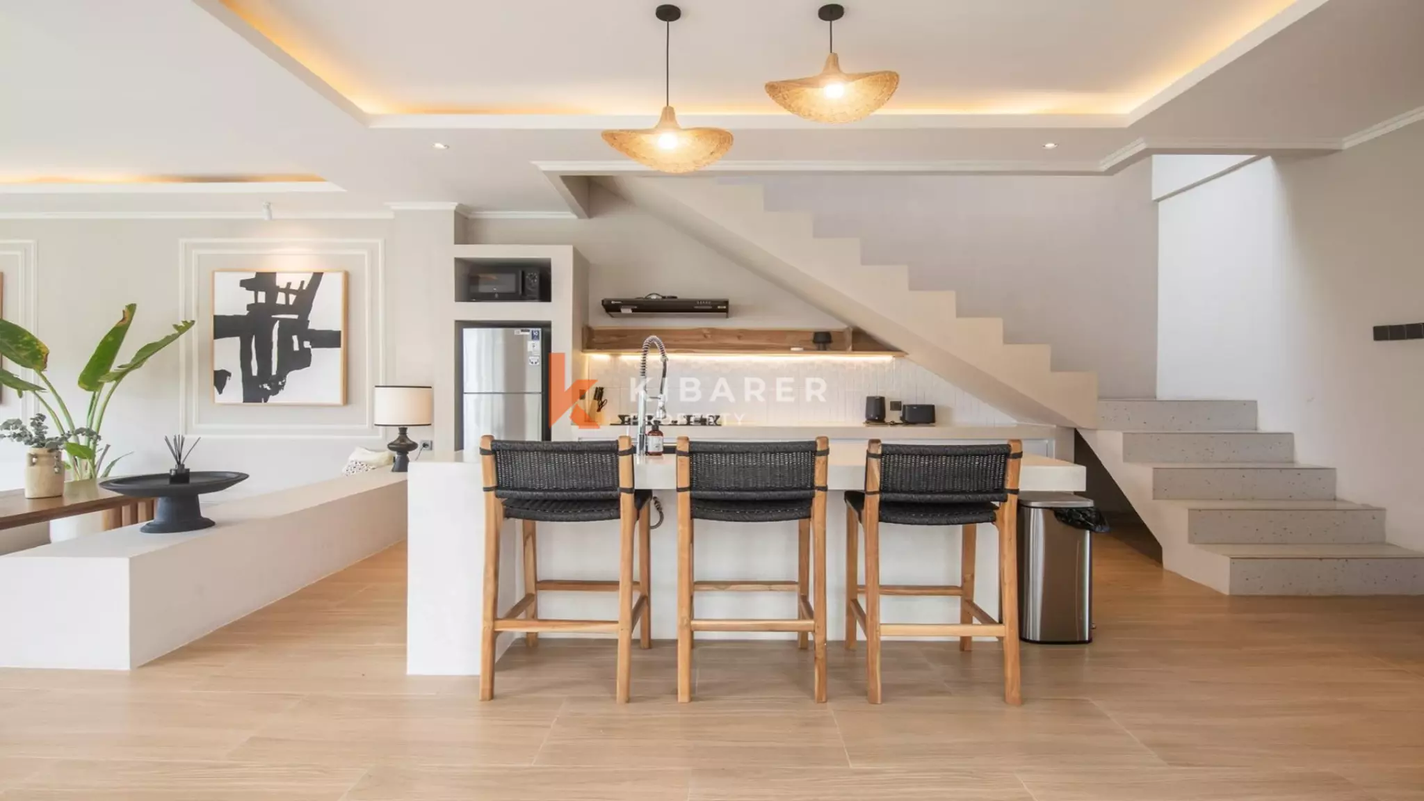 Charmante villa de quatre chambres avec piscine à Berawa