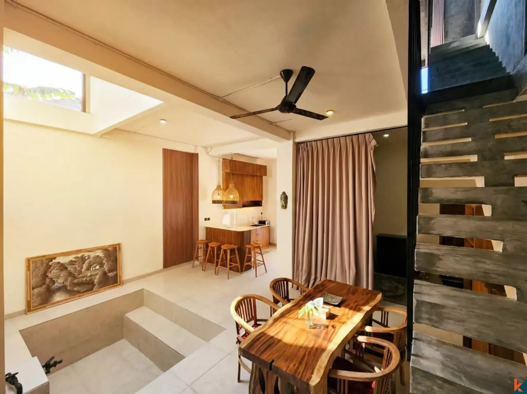 Rumah kota industri sewa dua kamar tidur baru di Tibubeneng