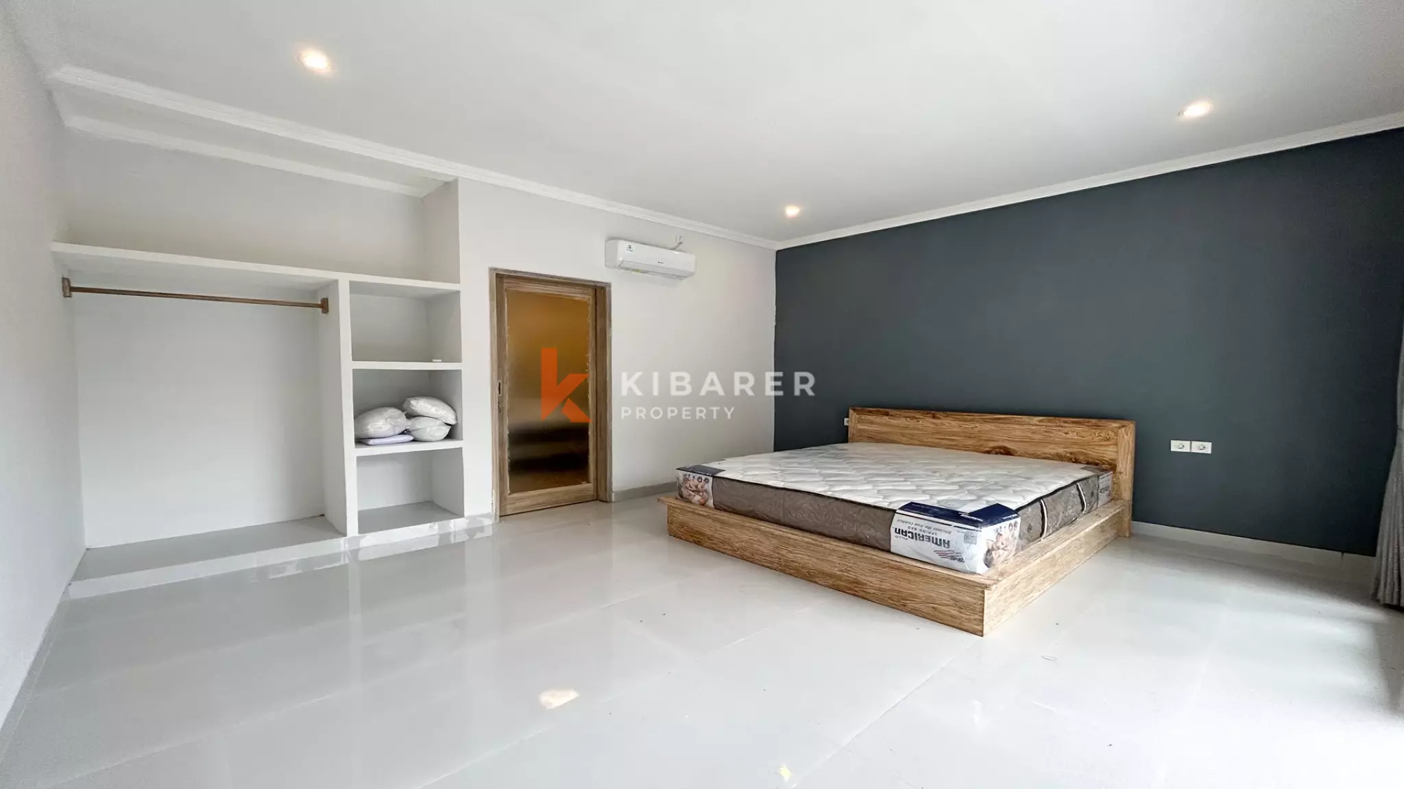 Three-Bedroom Balinese-Style Villa with Private Pool in Kerobokan