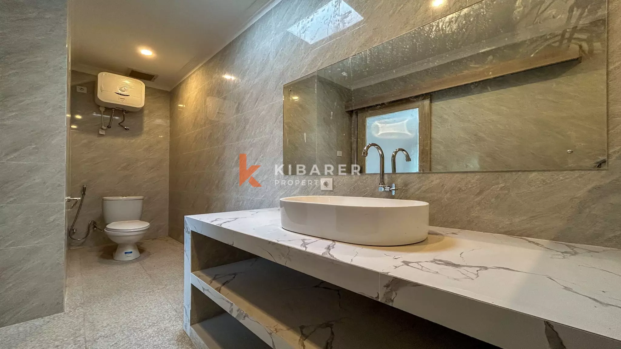 Three-Bedroom Balinese-Style Villa with Private Pool in Kerobokan