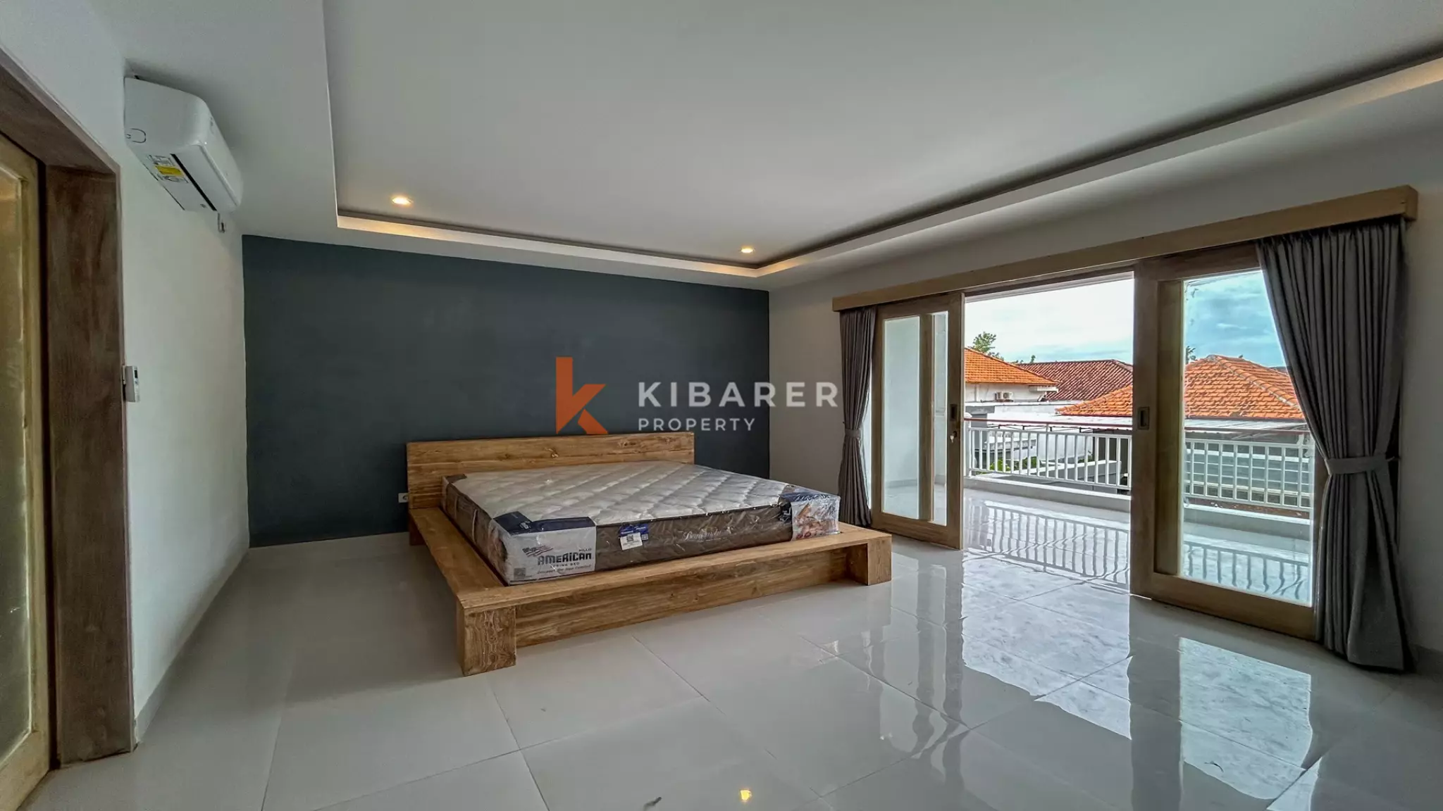 Three-Bedroom Balinese-Style Villa with Private Pool in Kerobokan