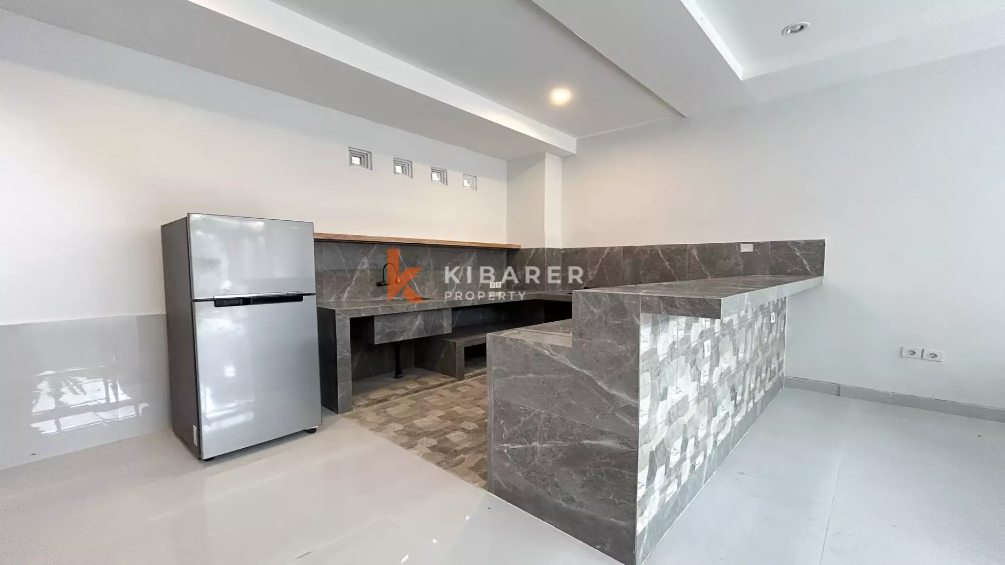 Three-Bedroom Balinese-Style Villa with Private Pool in Kerobokan