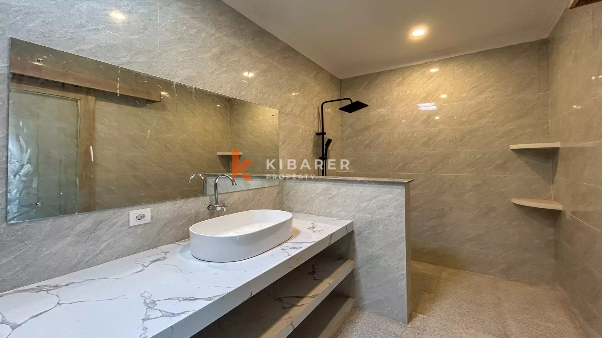 Three-Bedroom Balinese-Style Villa with Private Pool in Kerobokan