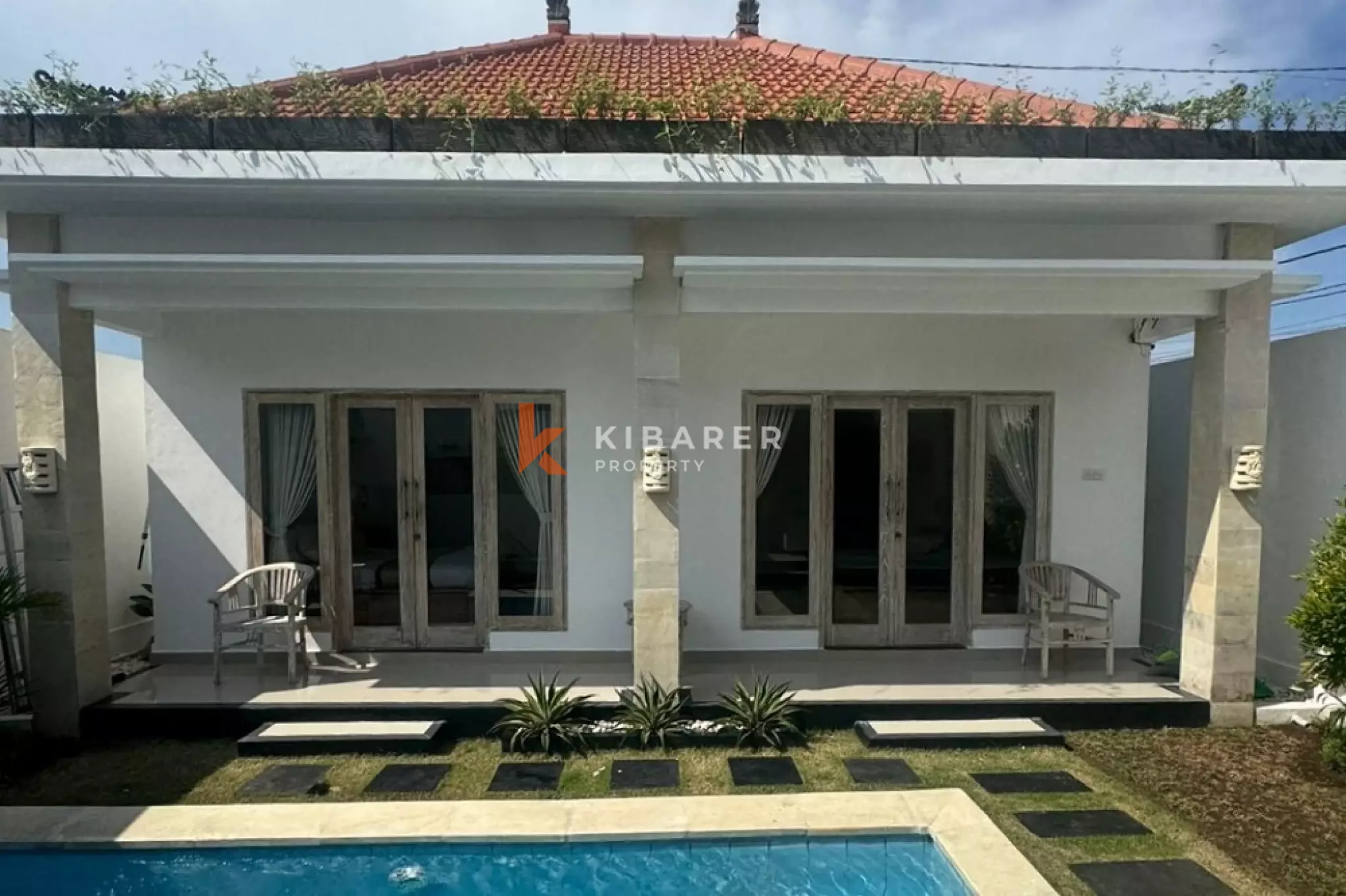 Compact Two-Bedrooms Enclosed Living in Berawa Area