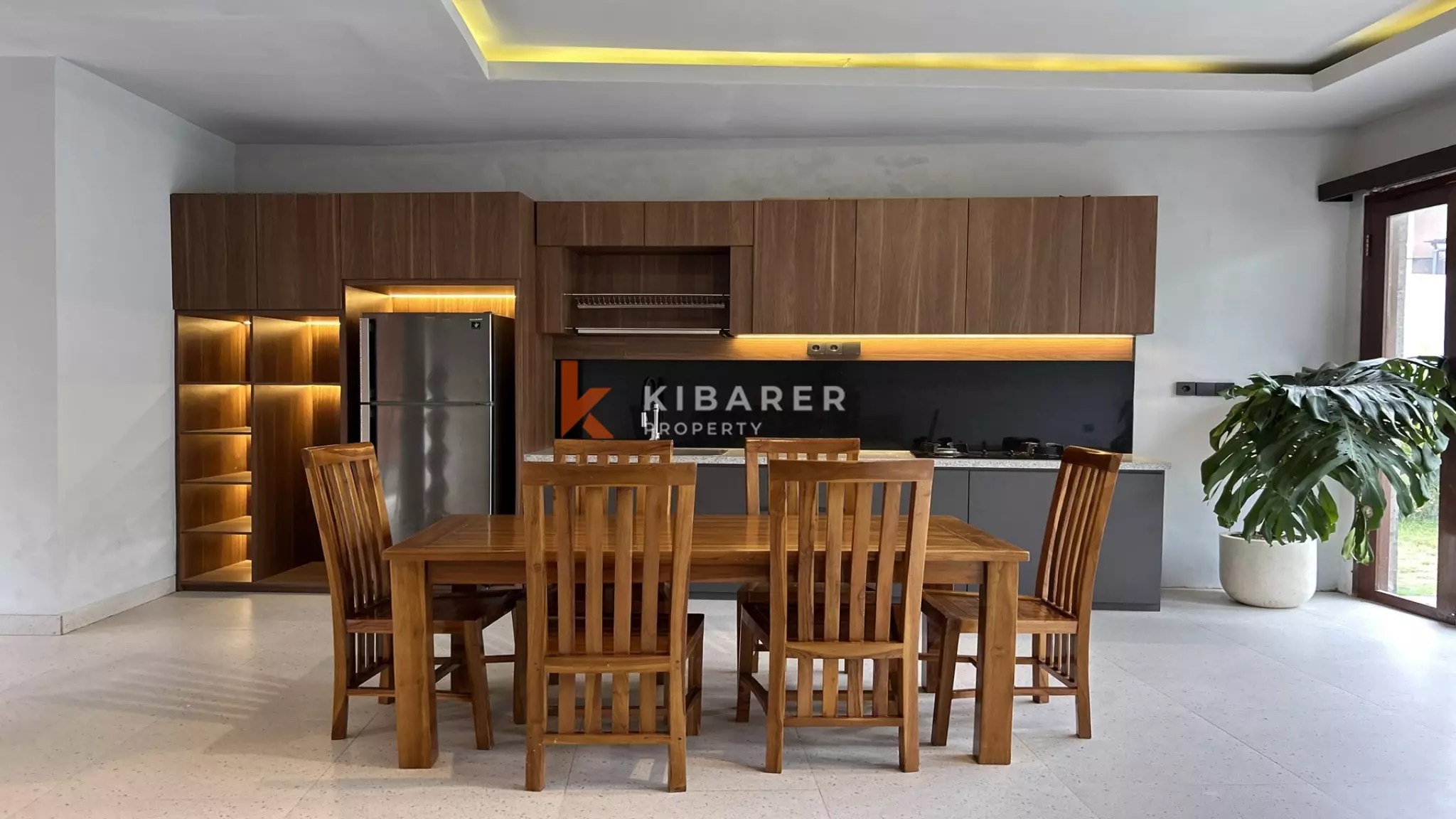 Tranquil Modern Three-Bedroom Villa with Enclosed Living in Tumbak Bayuh