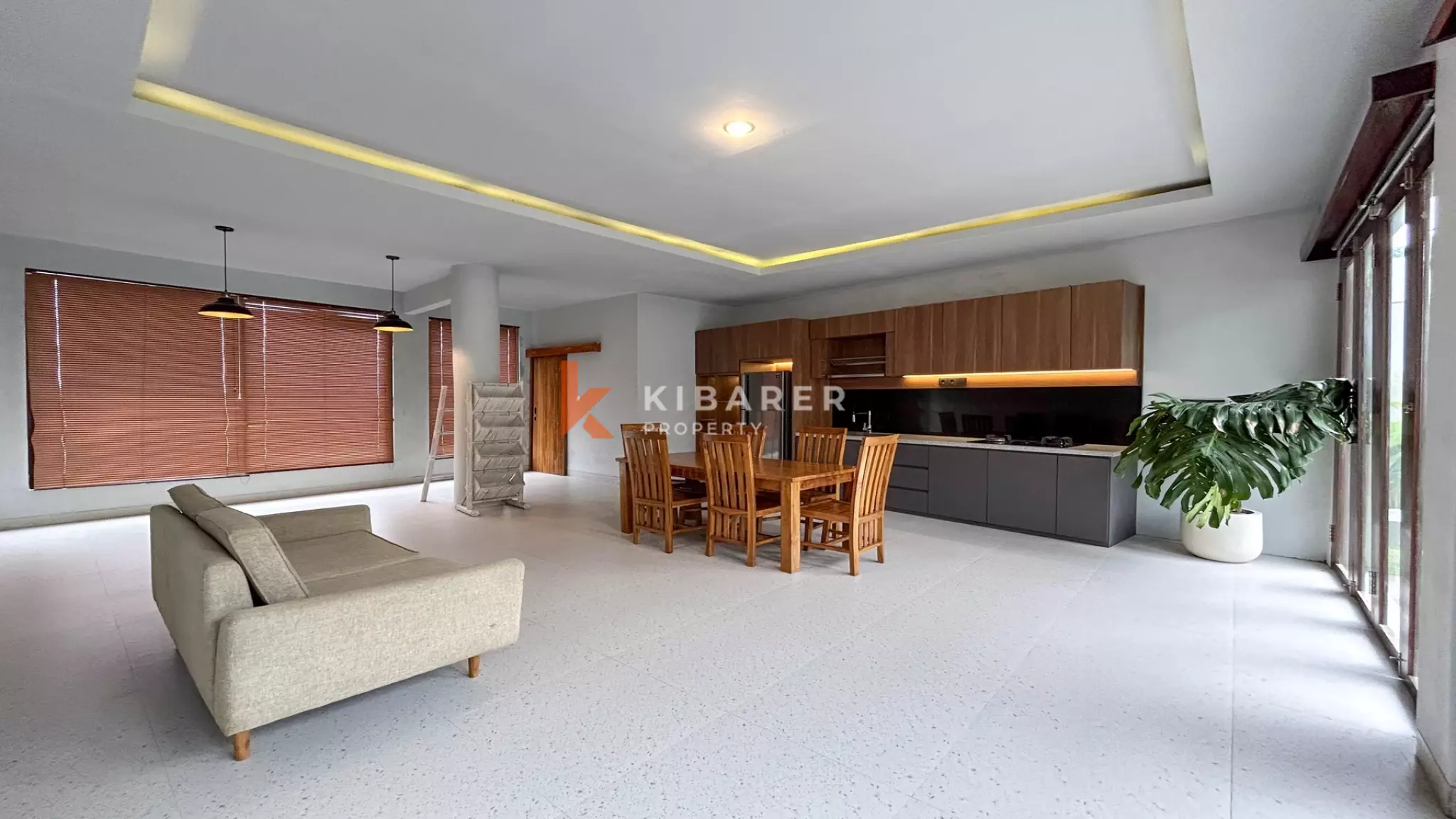 Tranquil Modern Three-Bedroom Villa with Enclosed Living in Tumbak Bayuh