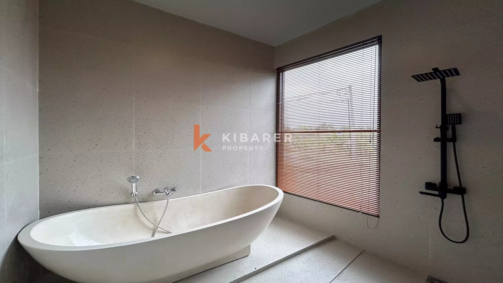 Tranquil Modern Three-Bedroom Villa with Enclosed Living in Tumbak Bayuh