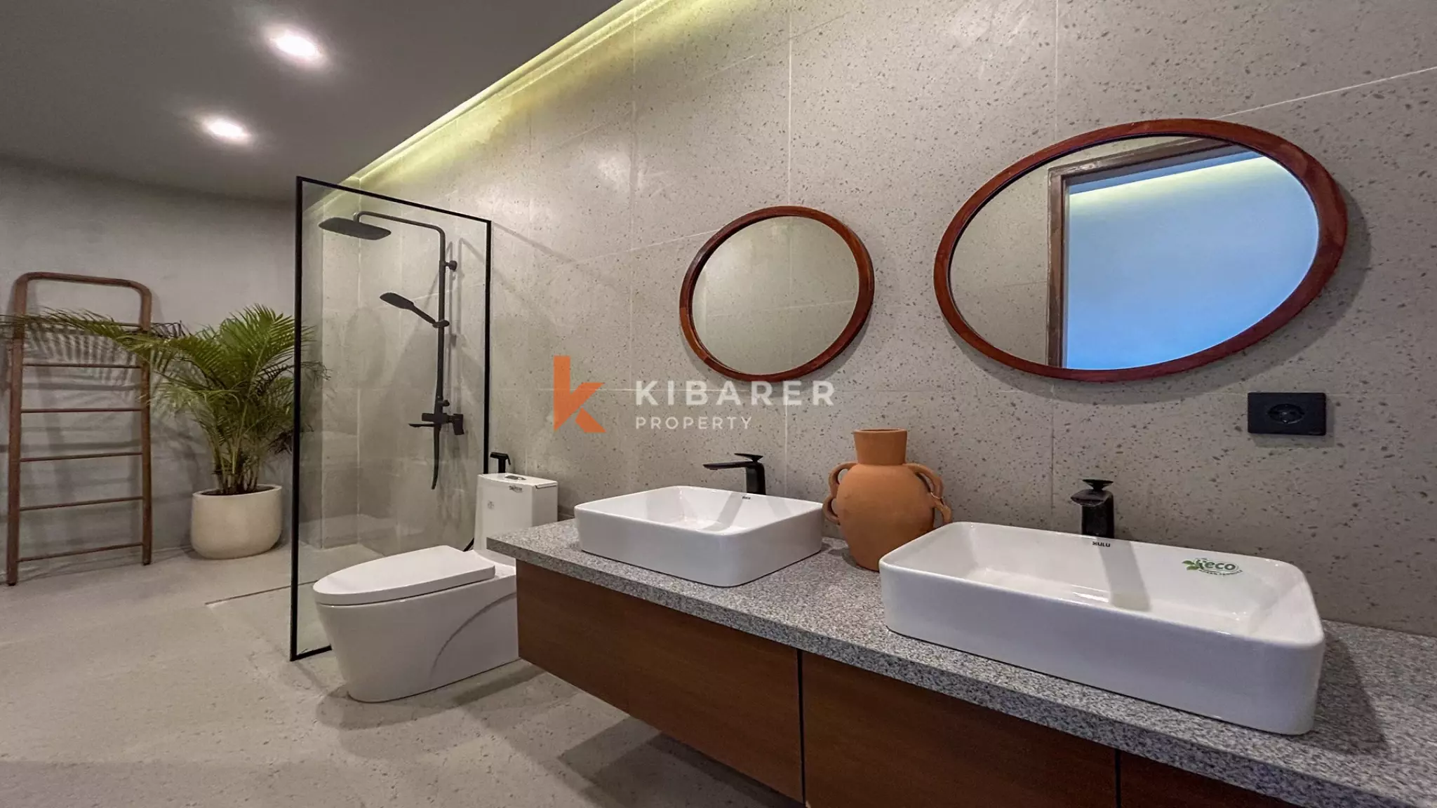 Modern Two-Bedroom Villa with Private Pool in Cepaka