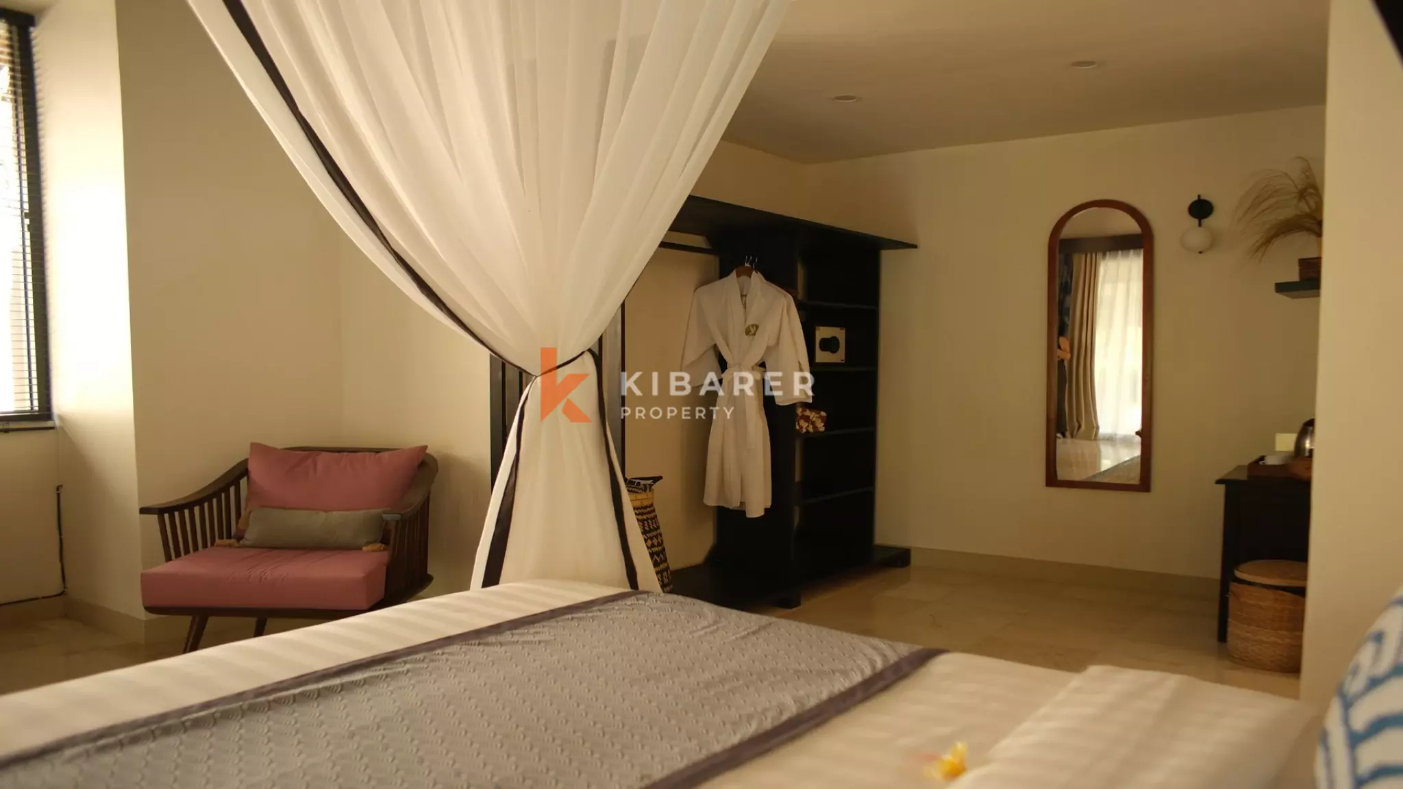 Tropical Haven: Private One-Bedroom Pool Villa in Ubud