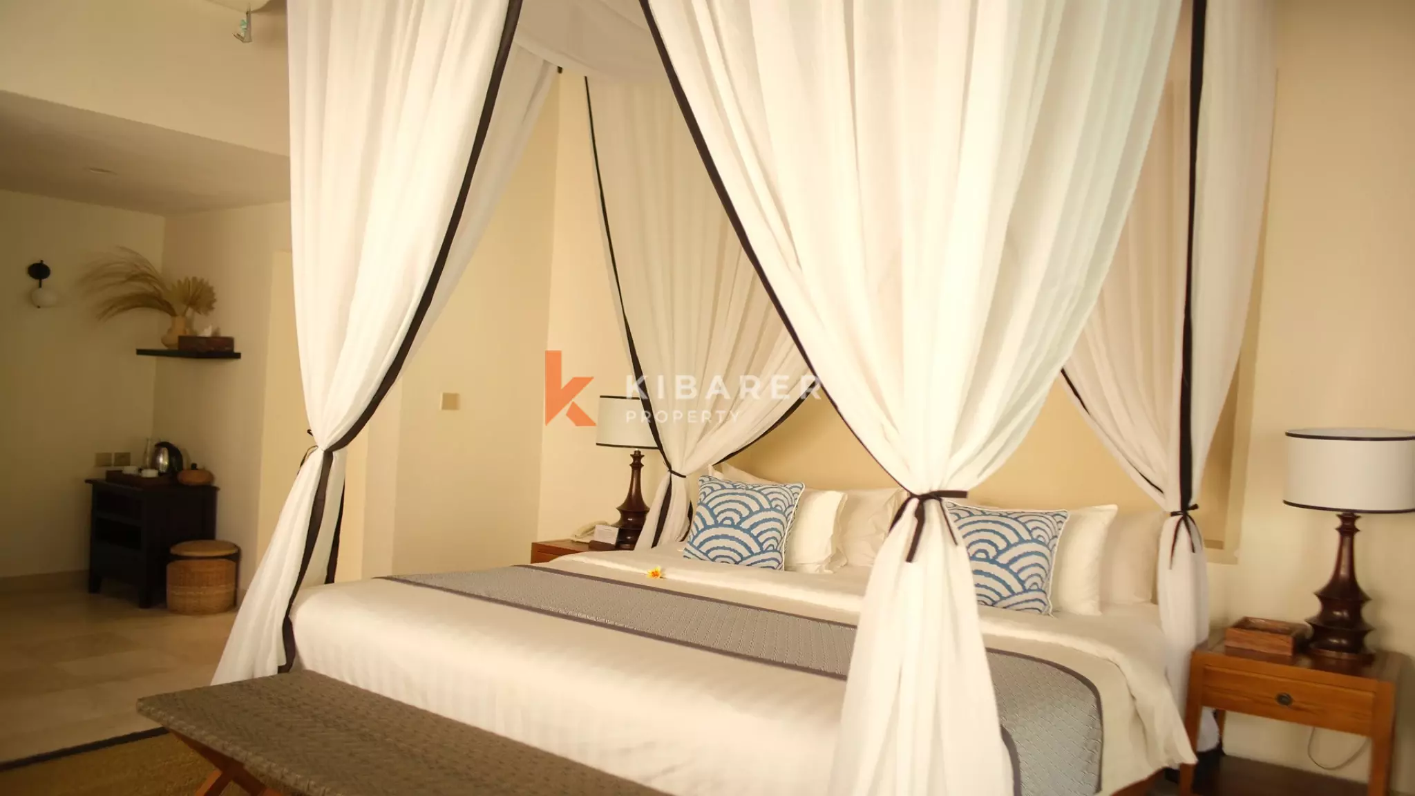 Tropical Haven: Private One-Bedroom Pool Villa in Ubud