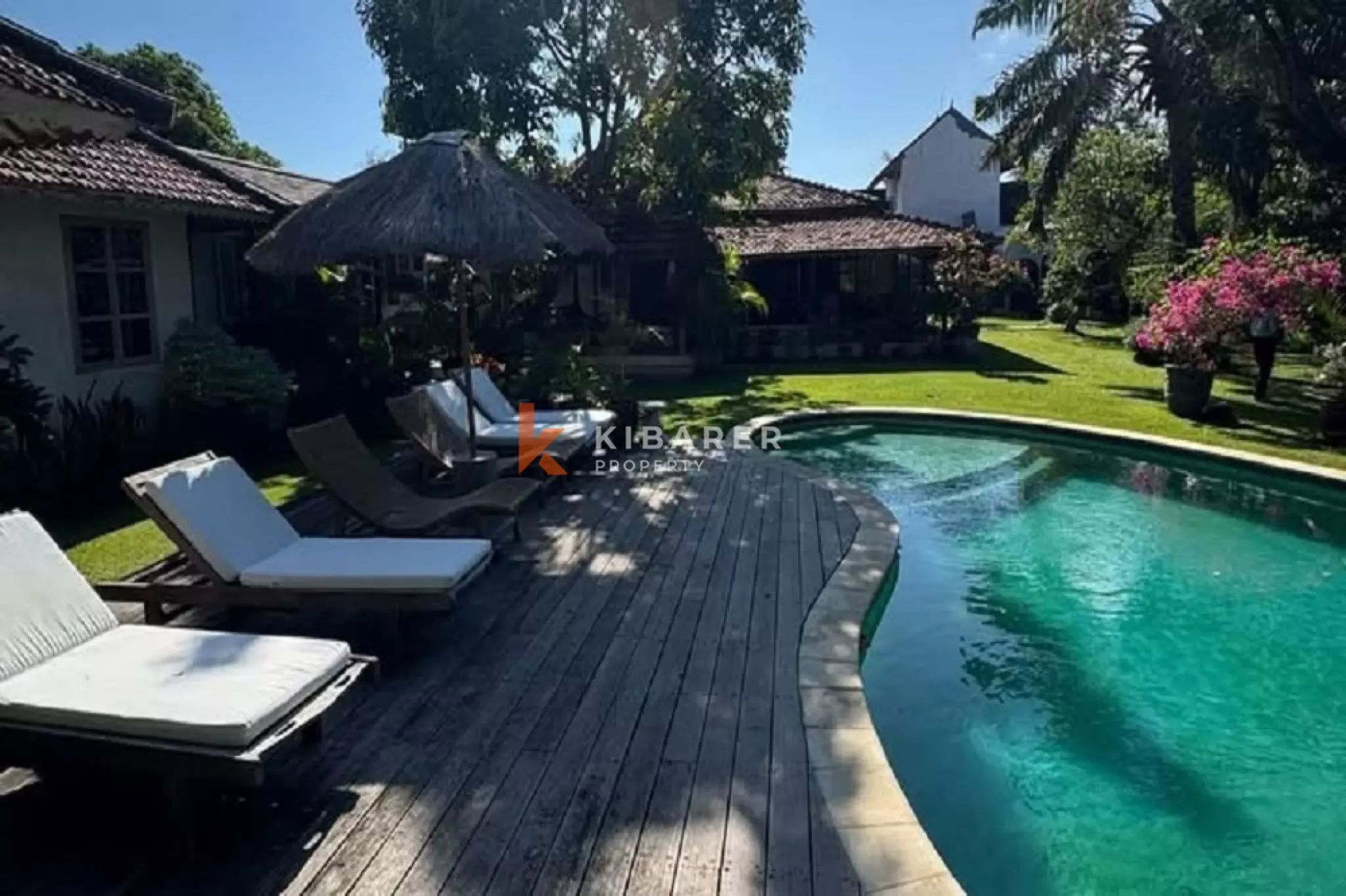 Serene Five-Bedrooms Garden Villa in Prime Seminyak-Kerobokan