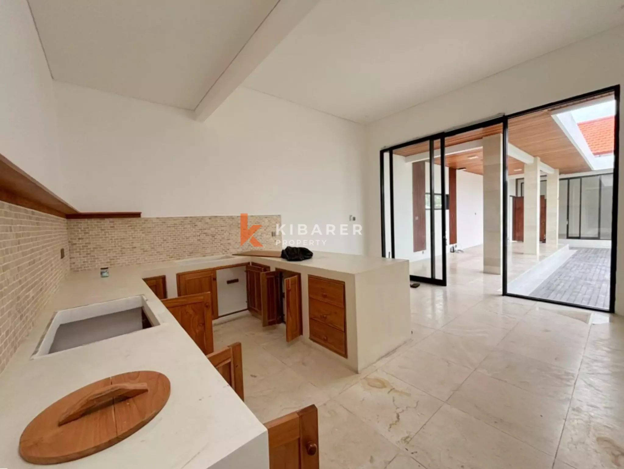 Elegant Three Bedroom Unfurnished Villa in the Heart of Umalas