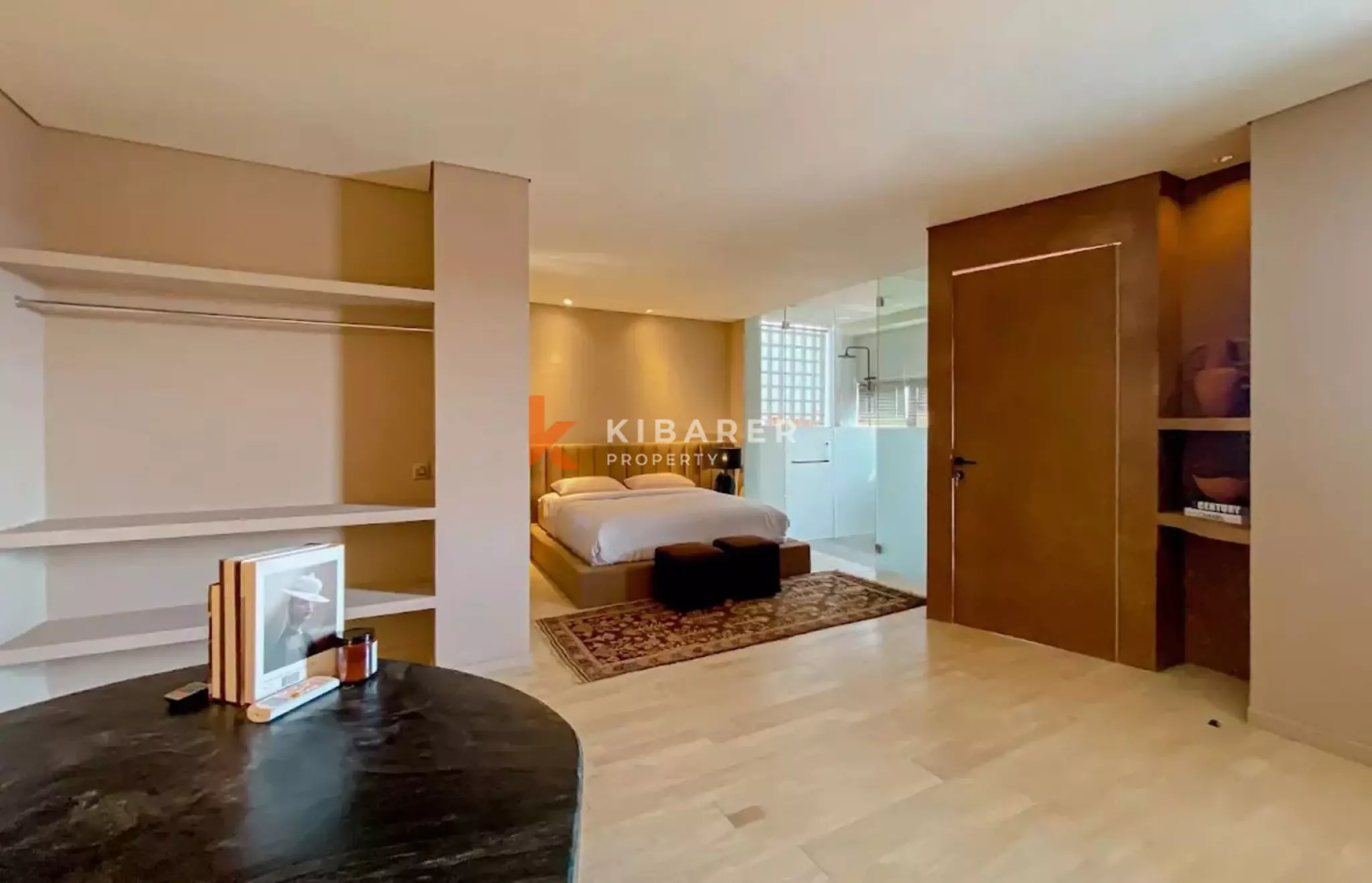 Luxueuse villa de trois chambres, joyau architectural inspiré du Wabi-Sabi, au cœur de Berawa