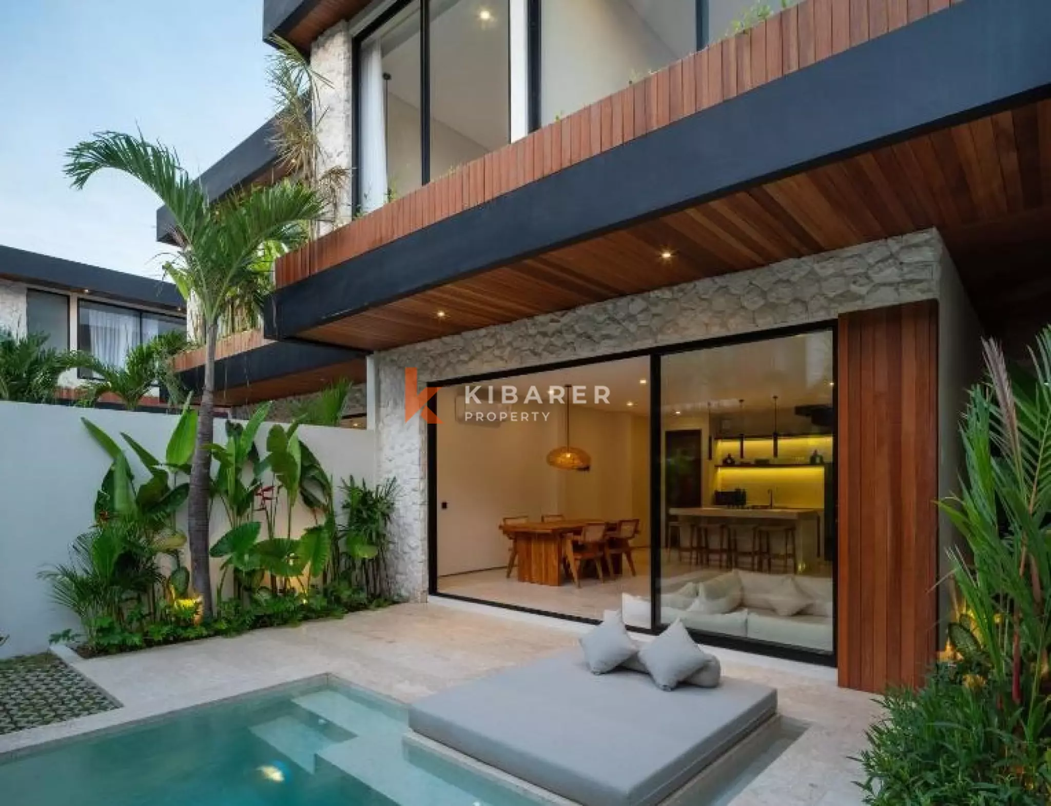 Modern Tropical One Bedroom Beach Villa in Bingin