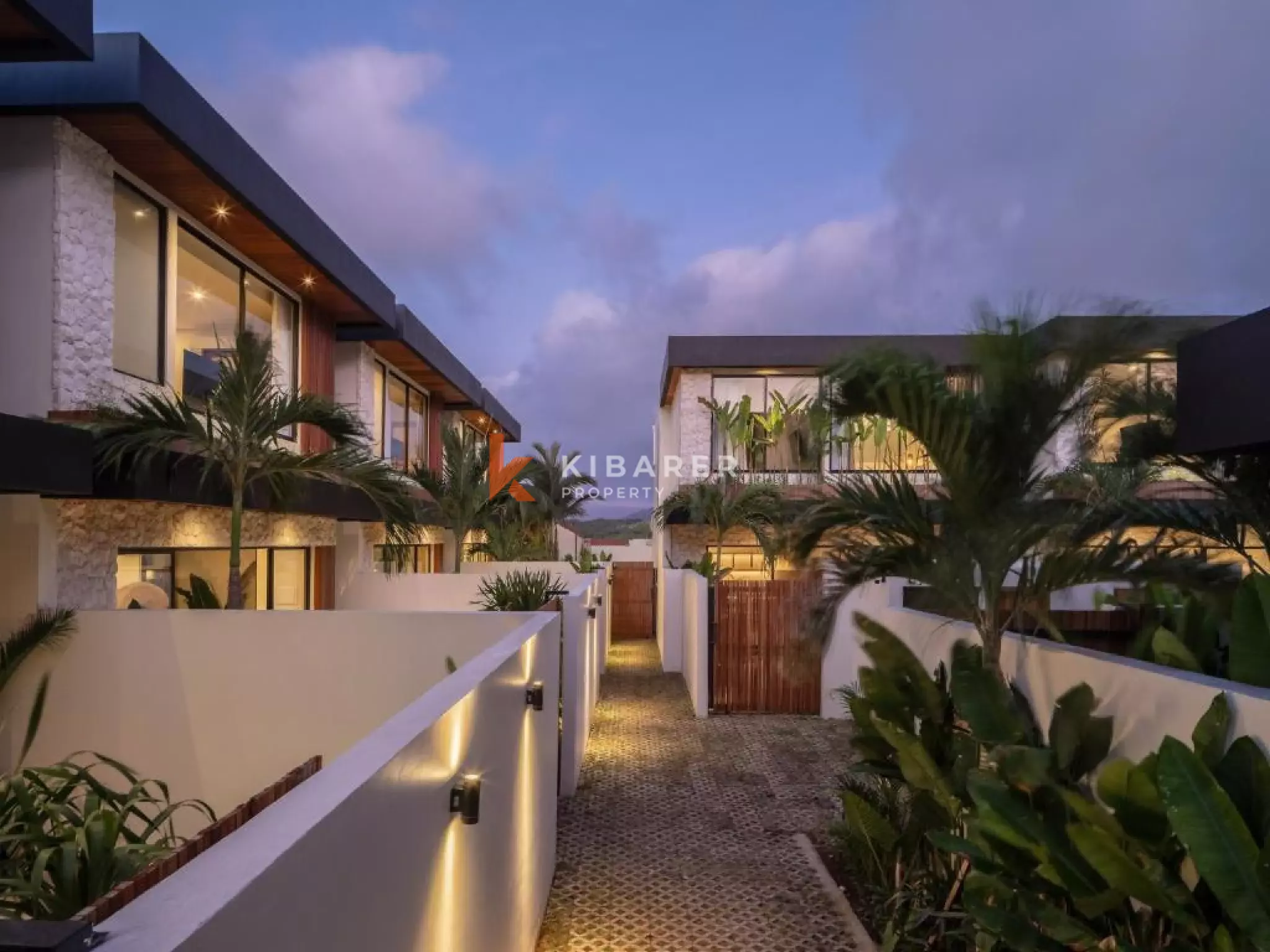 Elegant Beachside Two Bedroom Villa in Bingin