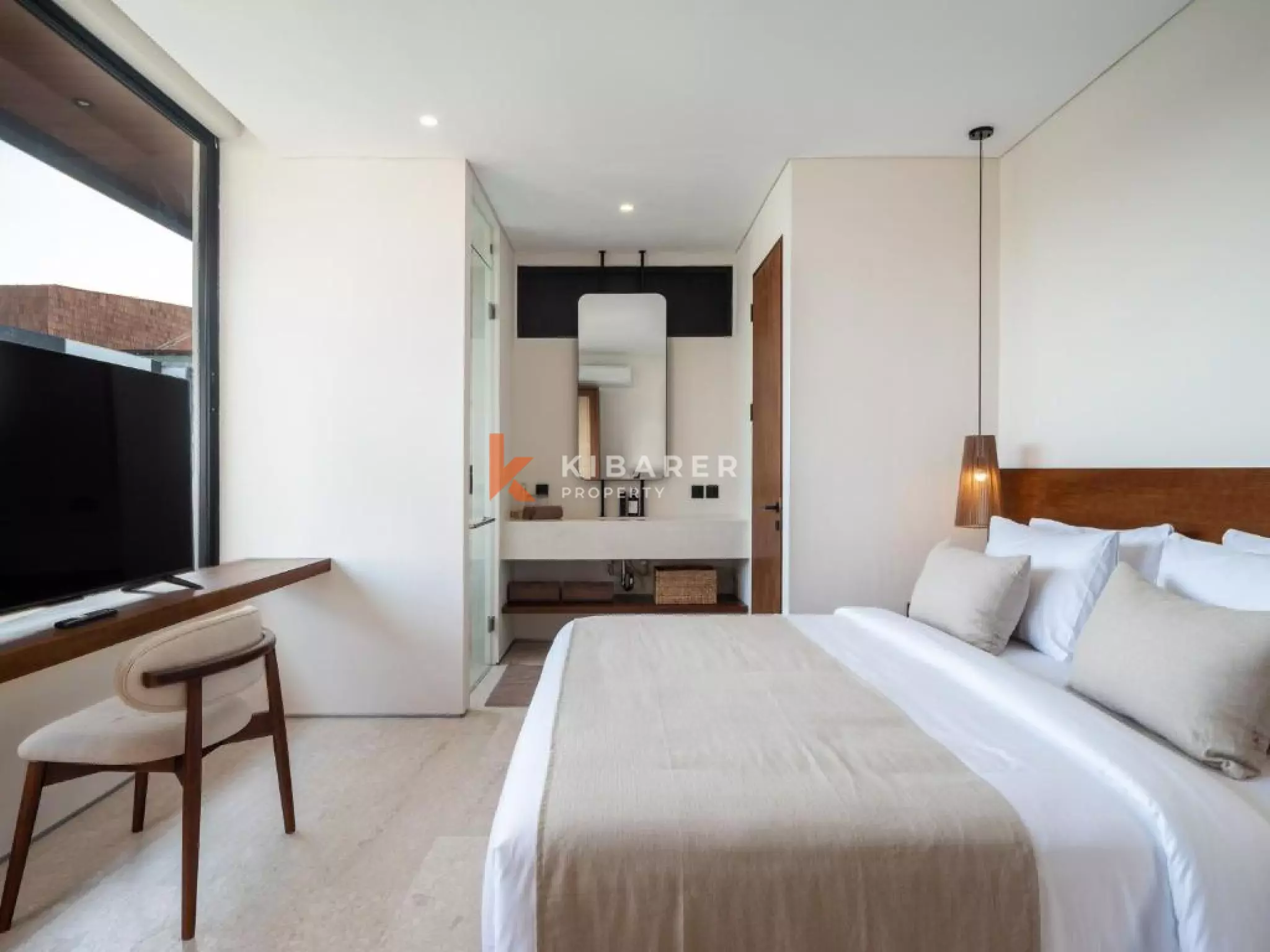 Elegant Beachside Two Bedroom Villa in Bingin