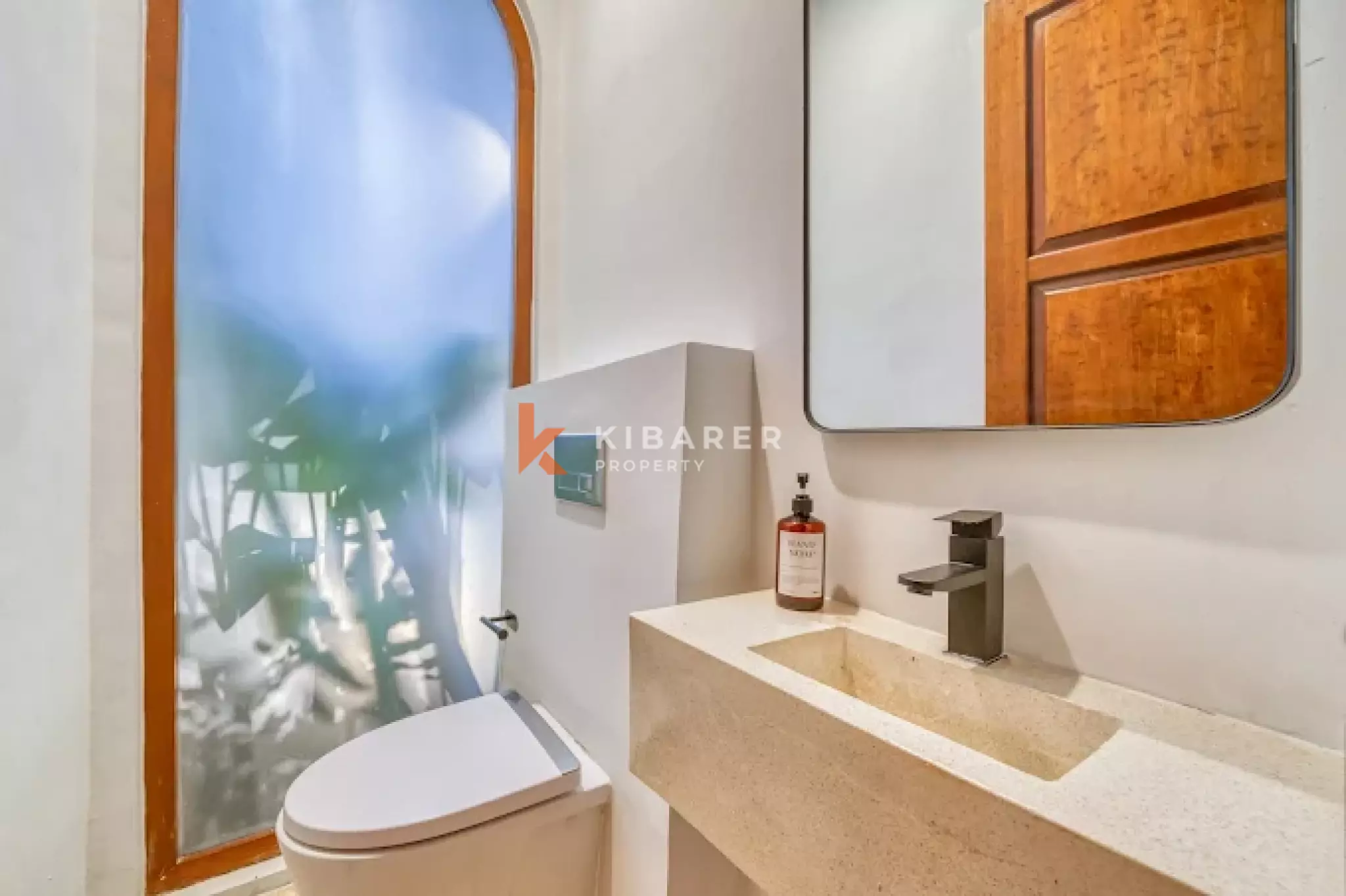 Cozy Modern One-Bedroom Villa Close to Echo Beach