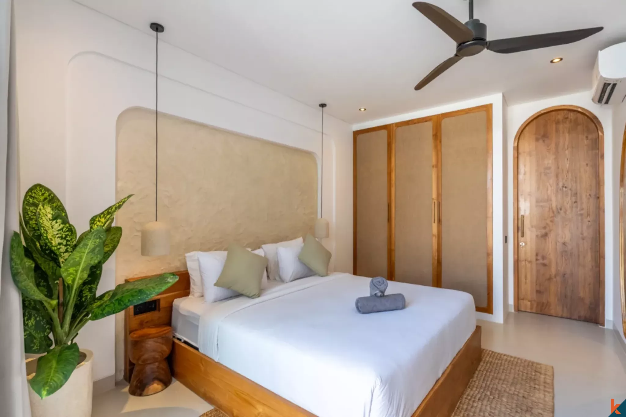 Properti satu kamar tidur bergaya modern untuk disewa di Bingin