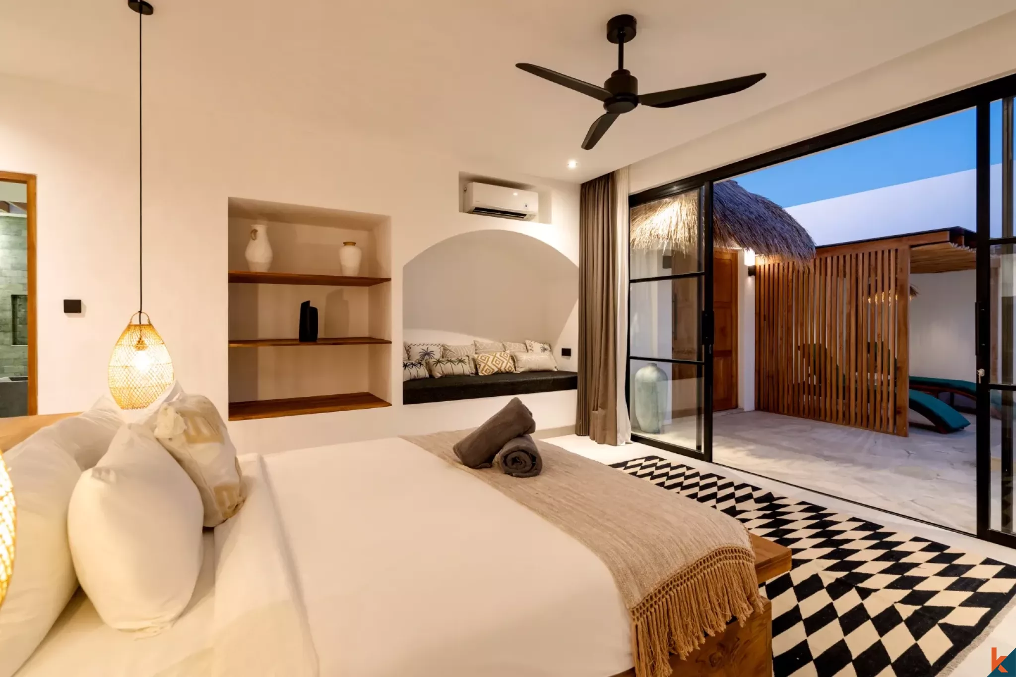 Luxurious three bedroom villa for lease in Bingin