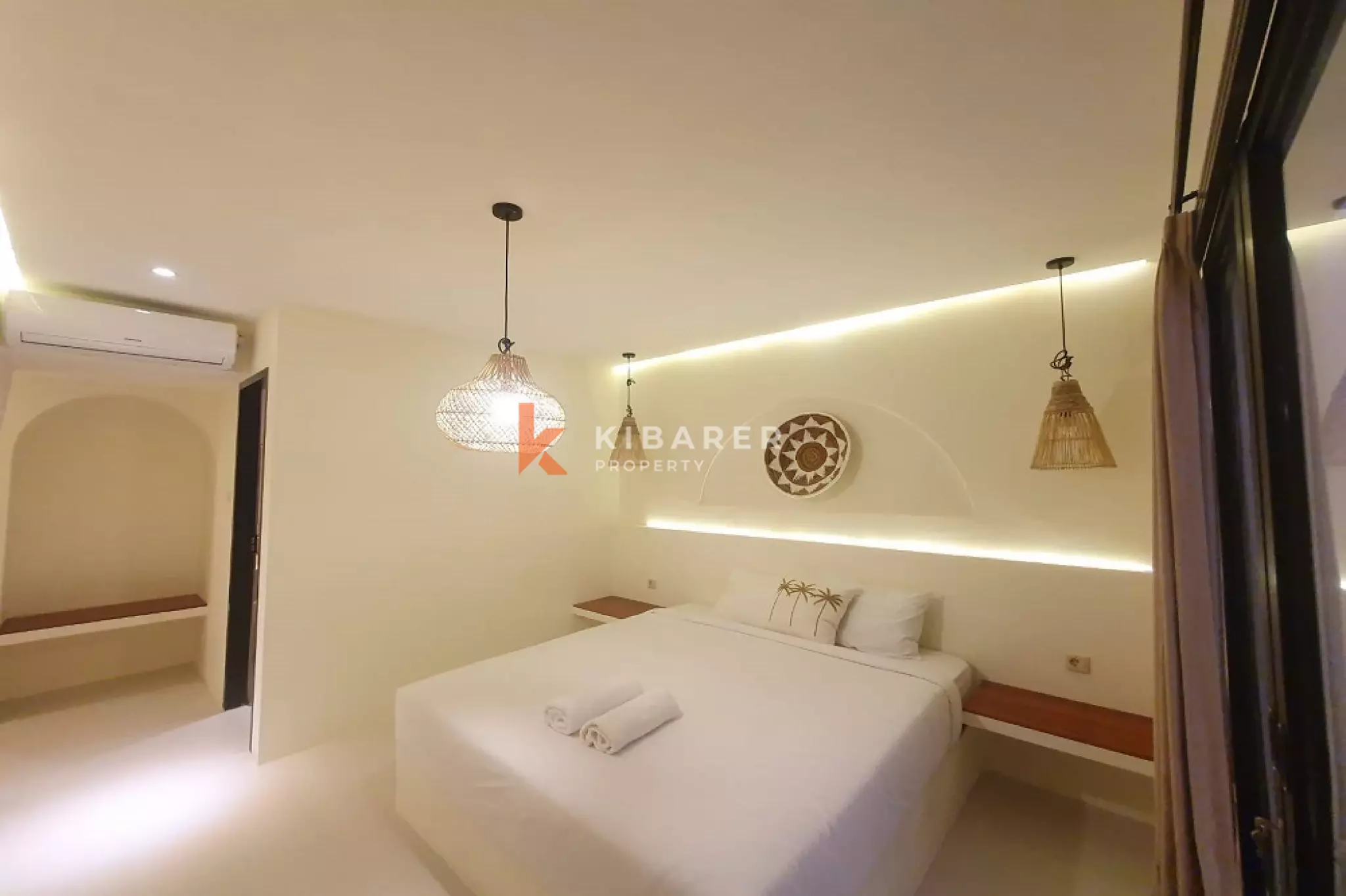 Tranquil Ricefield-View Two-Bedrooms Villa Near Sanur