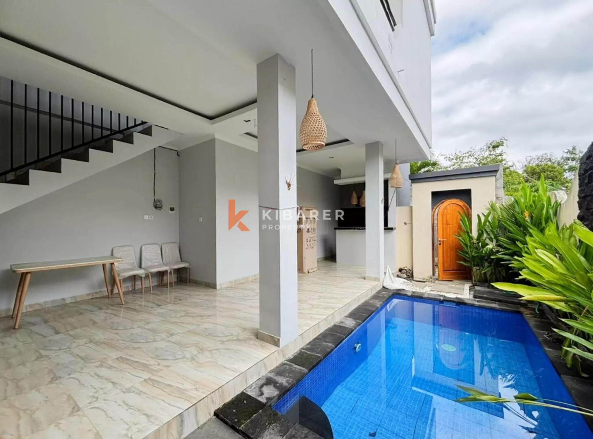 Villa Pribadi Satu Kamar Tidur Tersedia untuk Sewa Jangka Panjang di Tumbak Bayuh