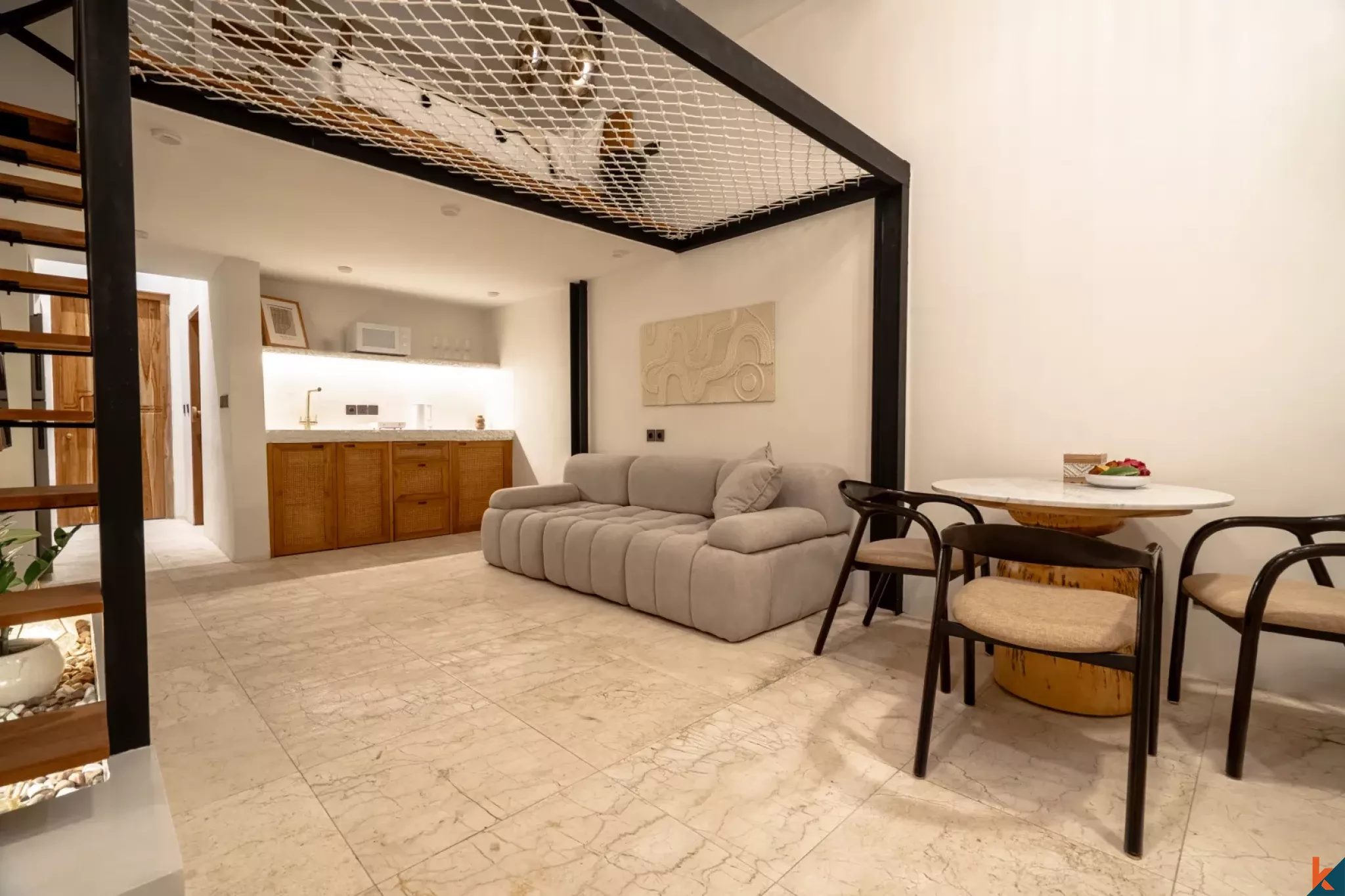 Apartemen Suite yang Menakjubkan untuk Disewa Dekat Pantai di Lokasi Strategis Sanur