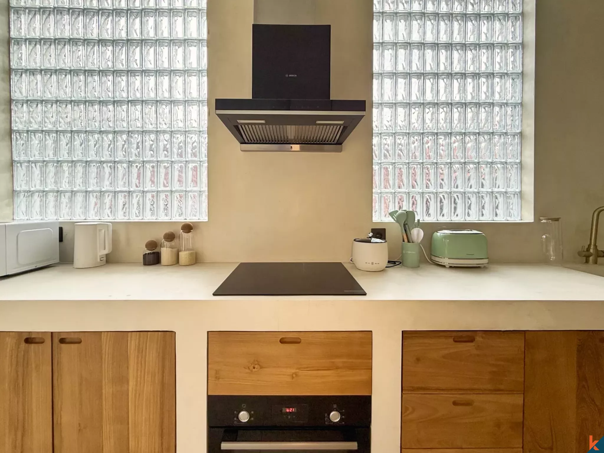 Villa mewah dengan dua kamar tidur yang nyaman, dekat pantai, tersedia untuk disewa di Sanur