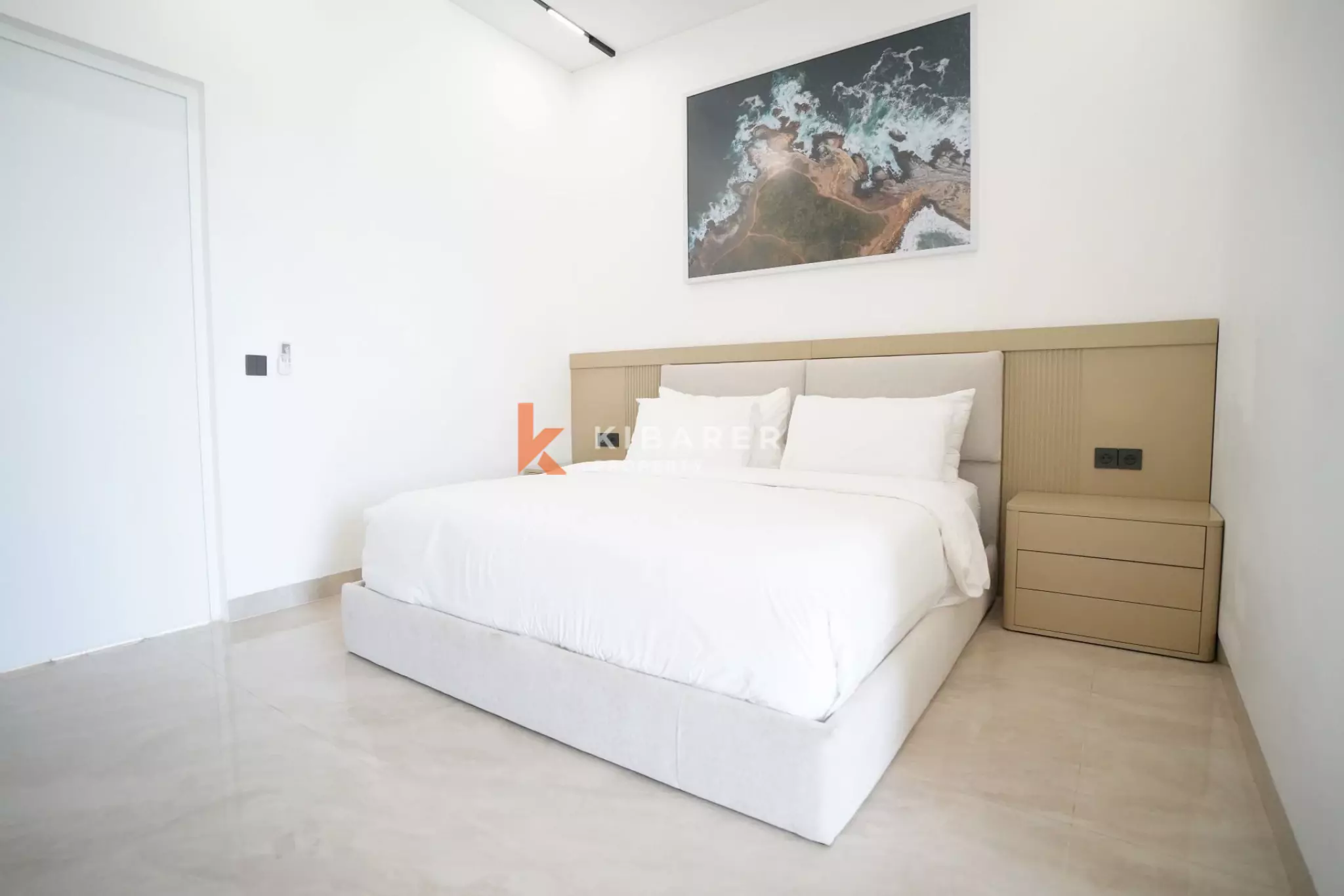 Villa Mewah Empat Kamar Tidur di Atap Gedung di Lokasi Utama Canggu