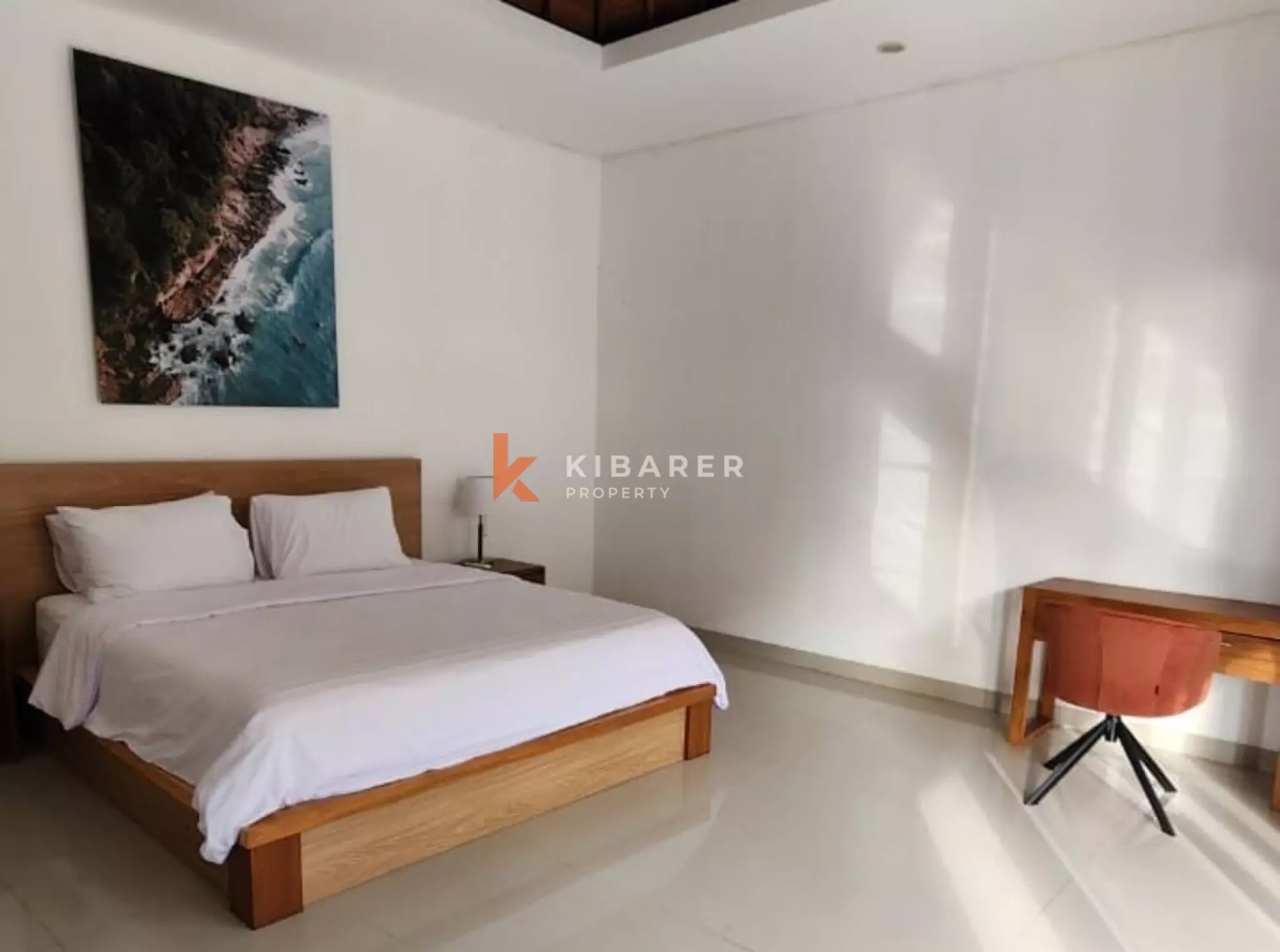 Vila Tertutup Tiga Kamar Tidur Nyaman Dekat Pantai Berawa